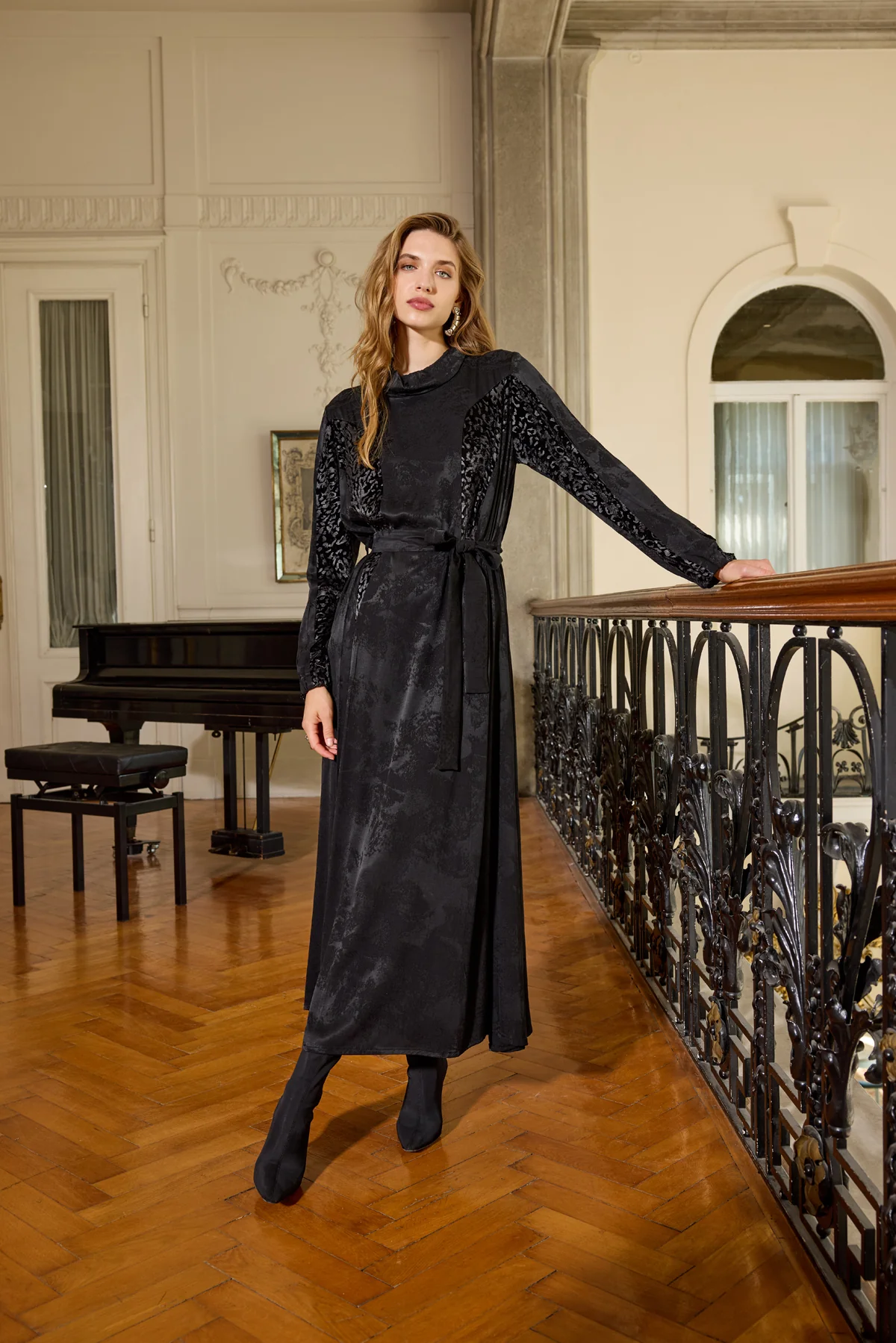 MİSSWHENCE 38801 Belden Bağlamalı Desenli Kumaş İpek Cupra Elbise