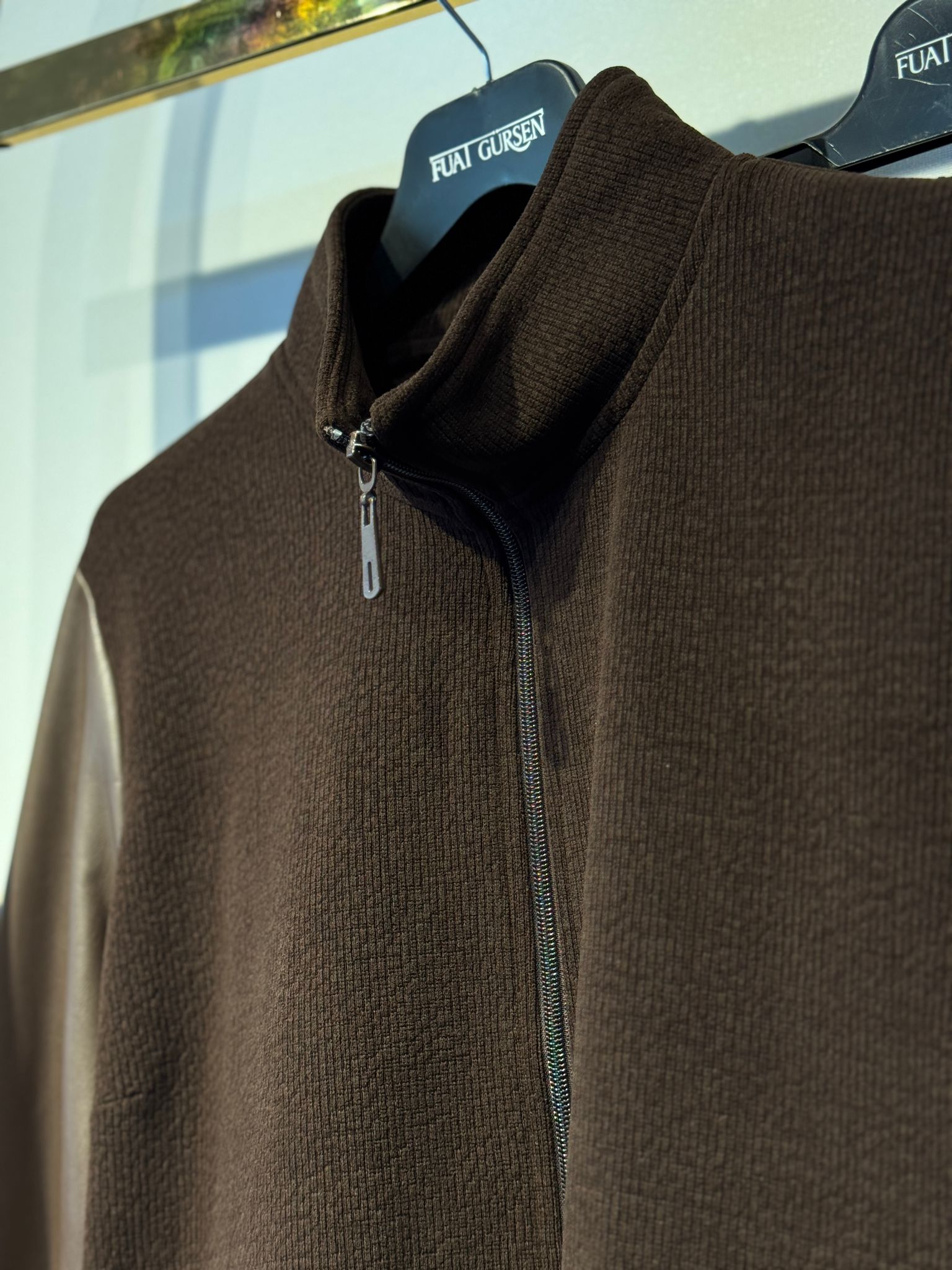 FUAT GÜRSEN Triko Mx Suni Deri Önden Fermuarlı Ceket Pantolon Takım