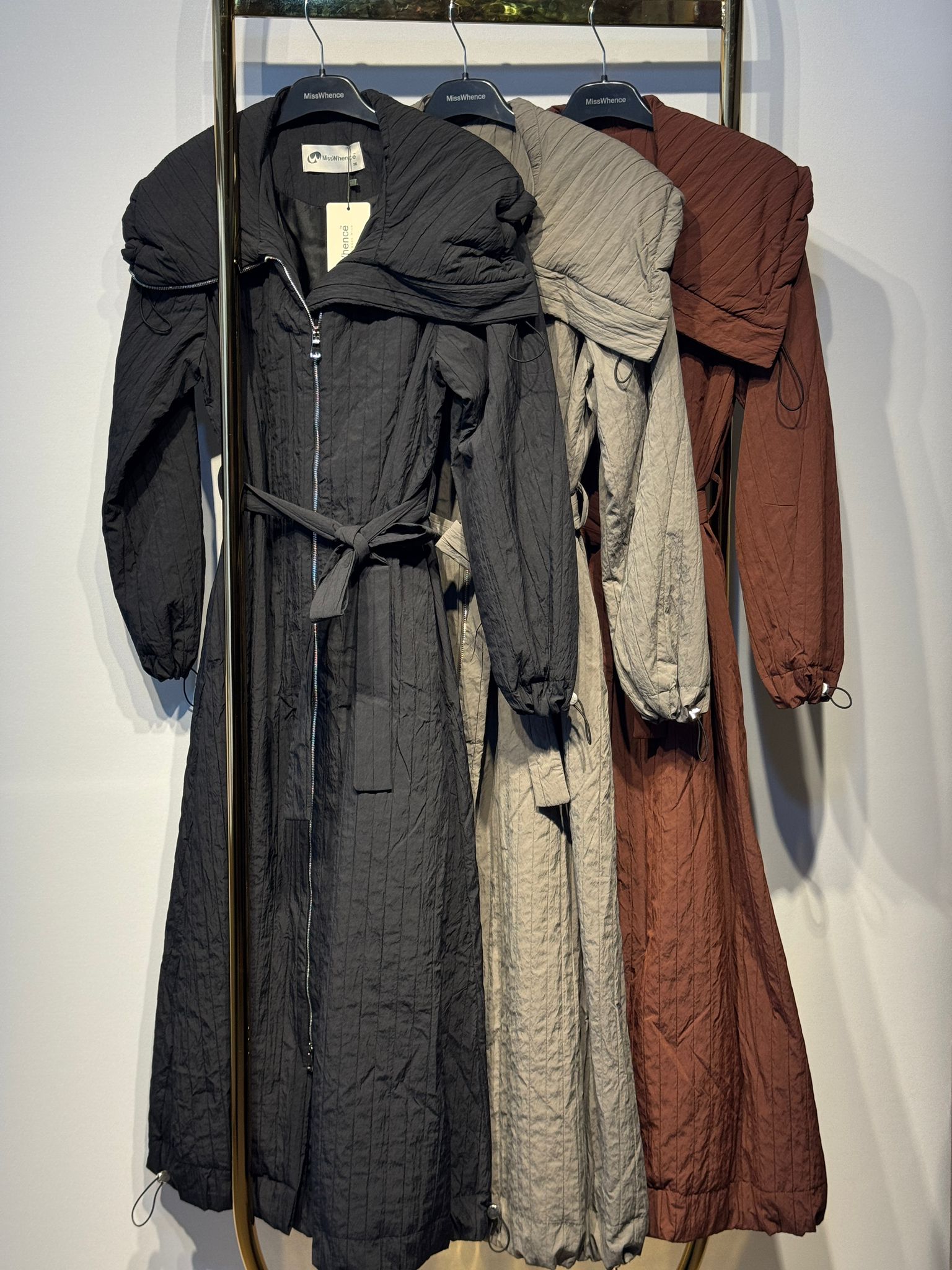 MİSSWHENCE 38508 Kabartma Kumaş Önden Fermuarlı Pardesü