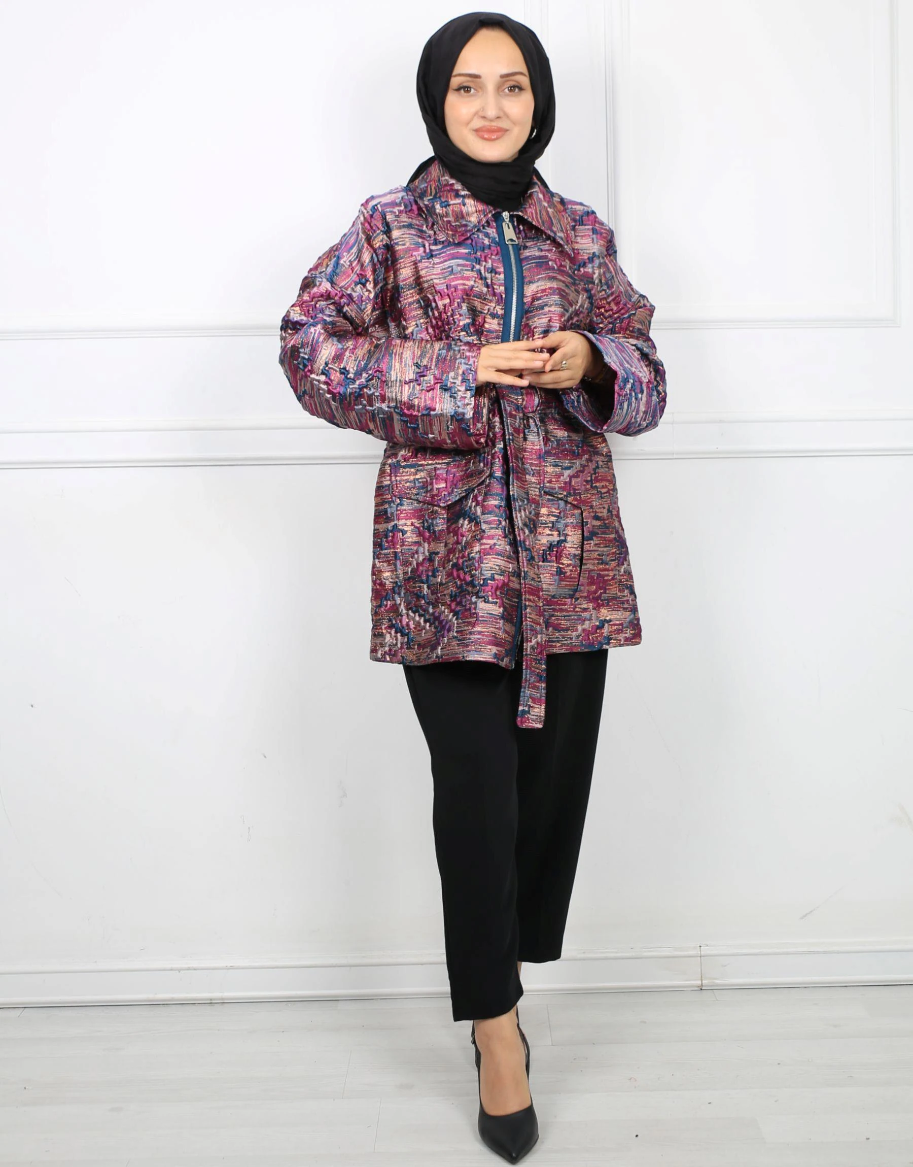 NUSS Kendinden Bağlamalı Jakar Desenli Fermuarlı Kap