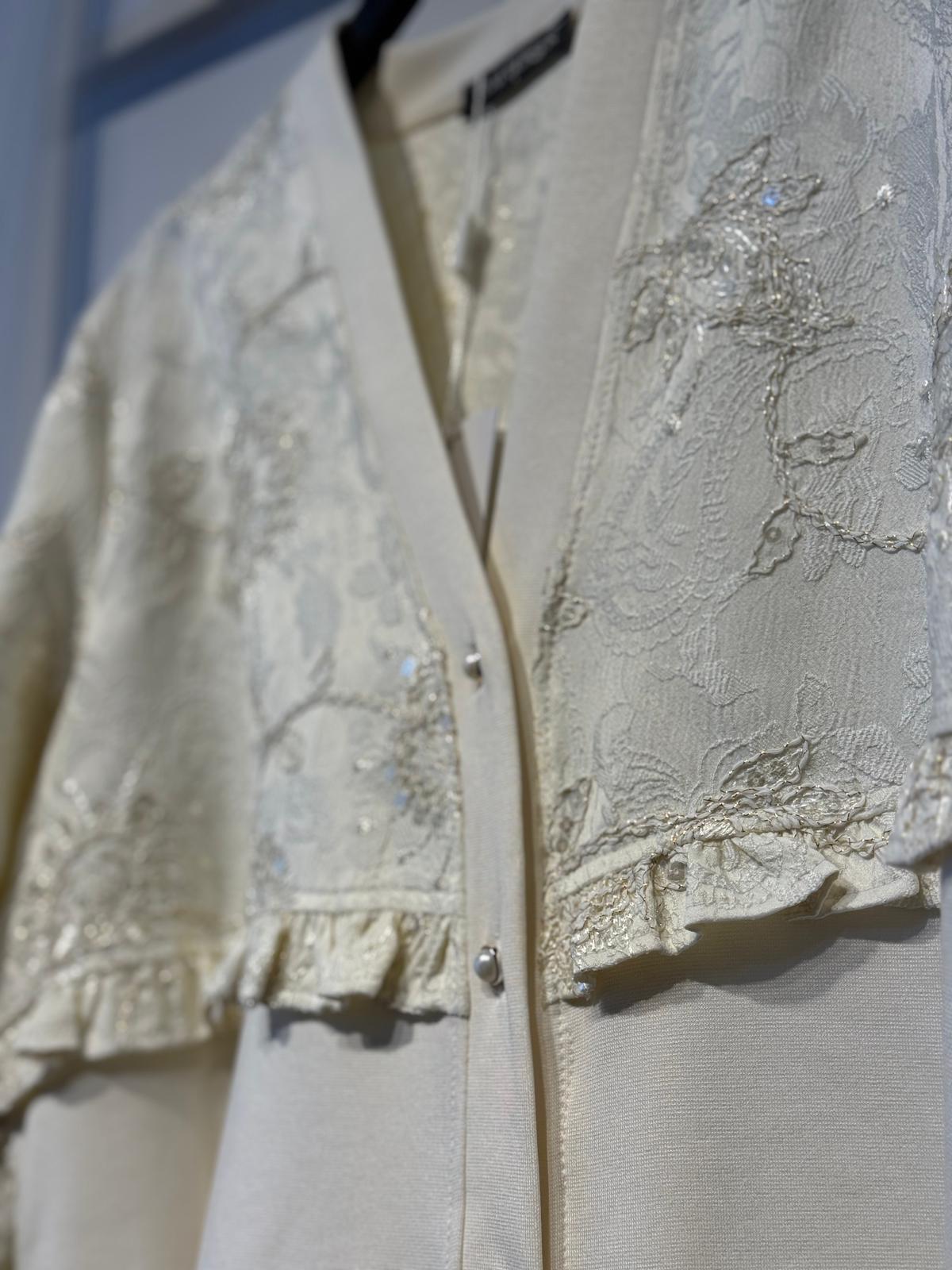 FUAT GÜRSEN Nakış İşlemeli V Yaka Tasarım Kap