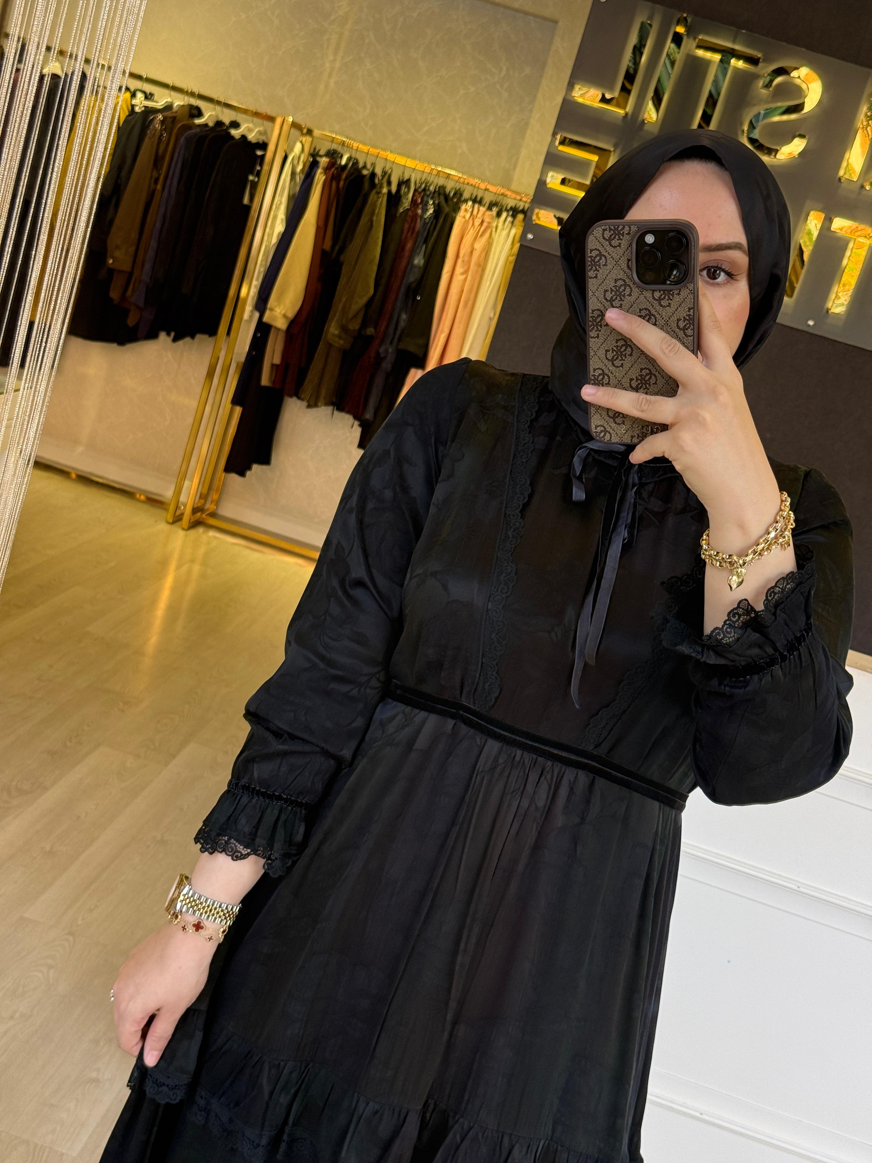 MİSSWHENCE 38805 Arkadan Bağlamalı Nakış ve Güpür İşleme Detaylı İpek Cupra Elbise