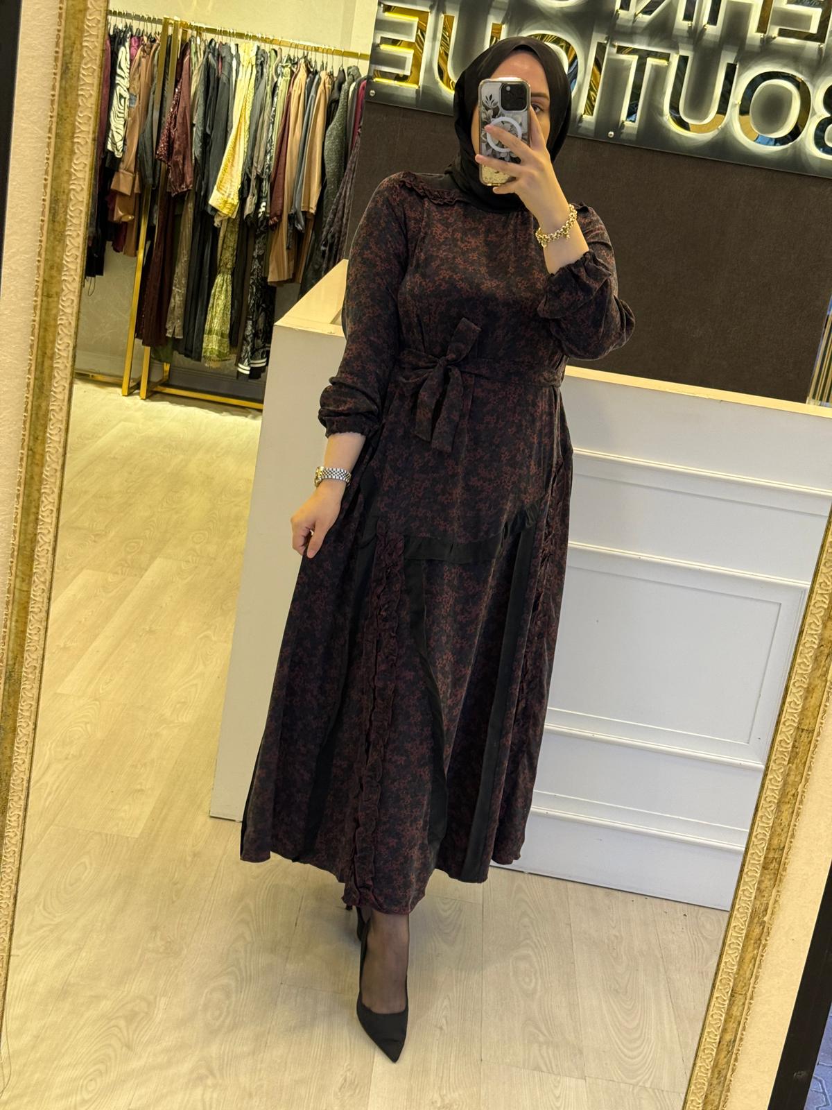 MİSSWHENCE 38829 Desenli Kumaş Belden Bağlamalı Uzun Elbise