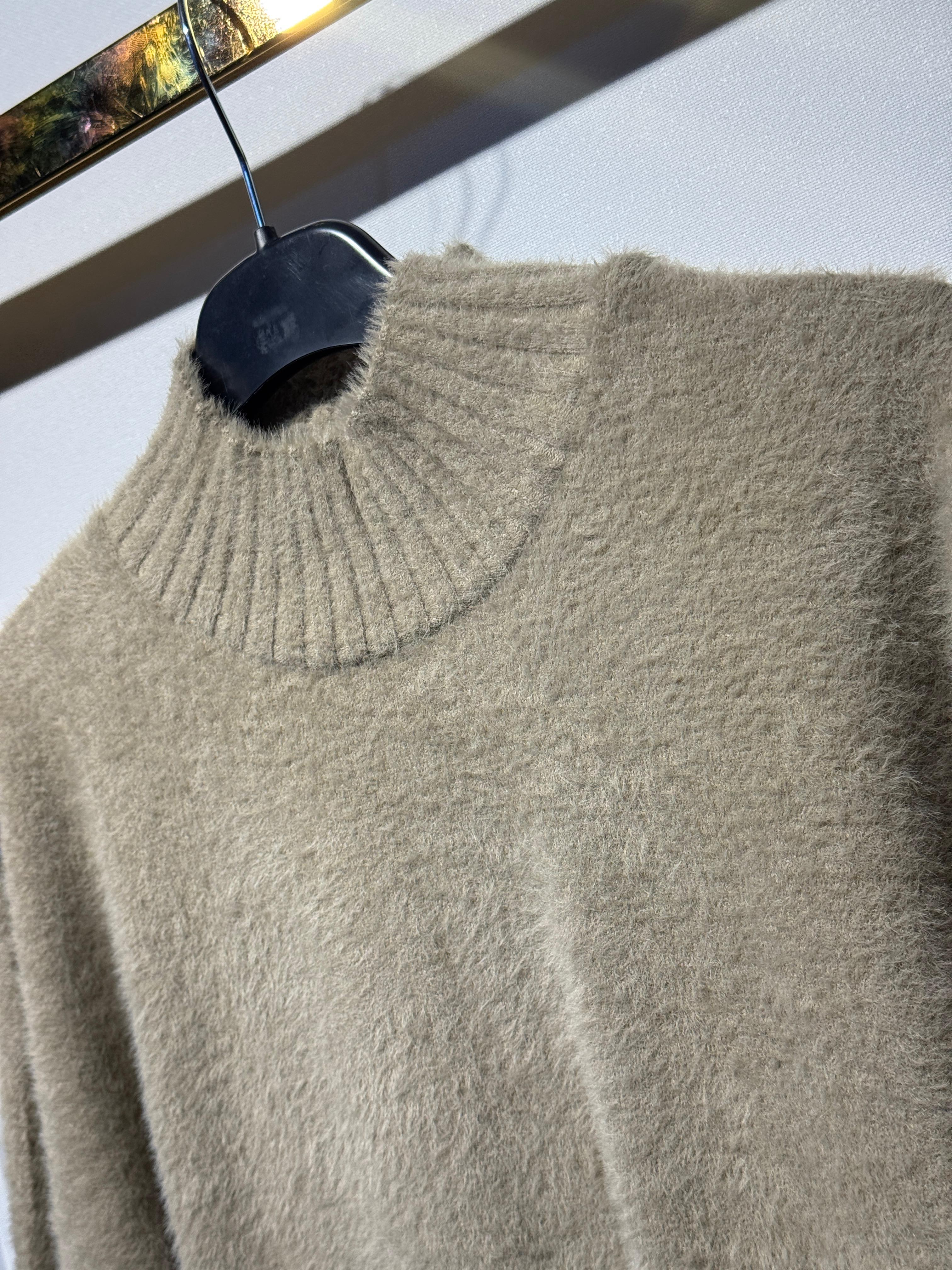 NUSS Angora Boyunlu Kazak