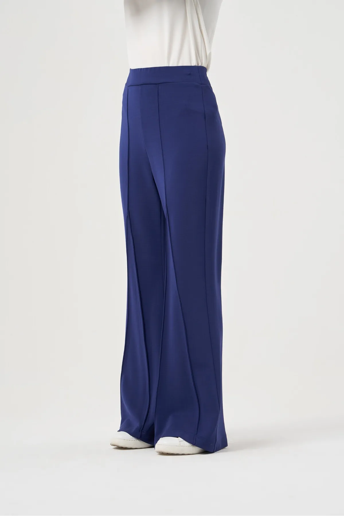 MİSSWHENCE 34105 İSPANYOL PAÇA ÖNÜ DİKİŞ DETAYLI ÇELİK ÖRME PANTOLON