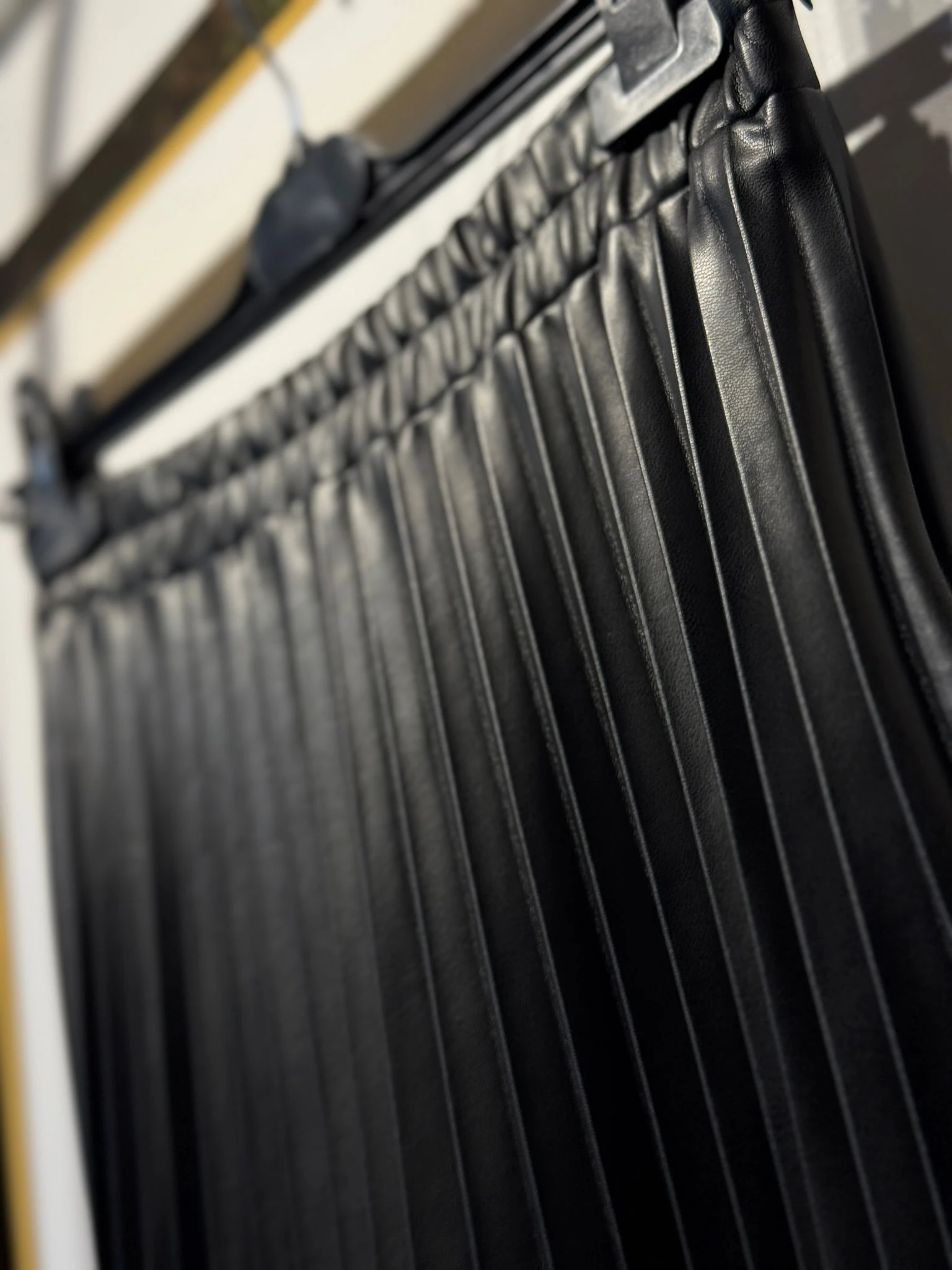 CEREMONY Deri Plisoley Etek