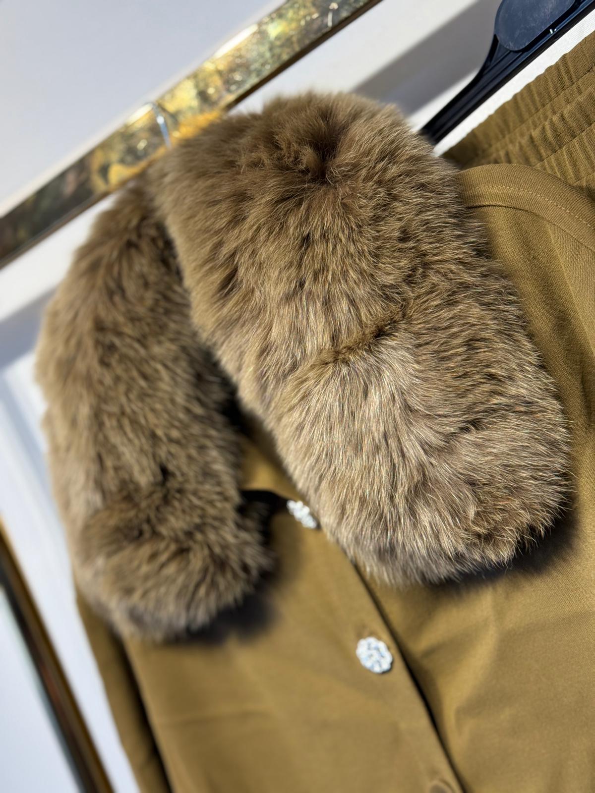 LİSA EXCLUSİVE Tasarım Düğmeli Örme Kumaş Kürk Detaylı Takım