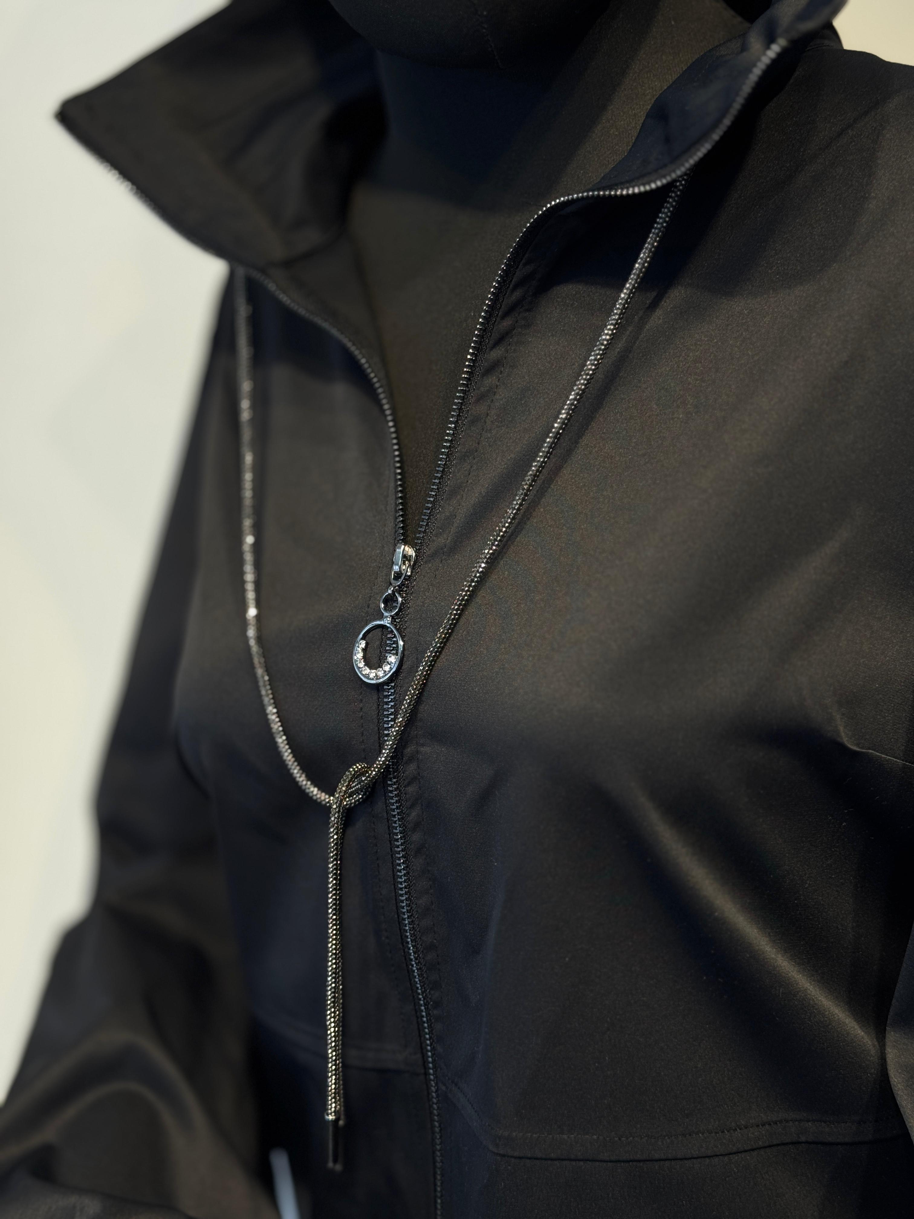 FUAT GÜRSEN Önden Fermuarlı Arka Nakış ve Leopar Detaylı Kap