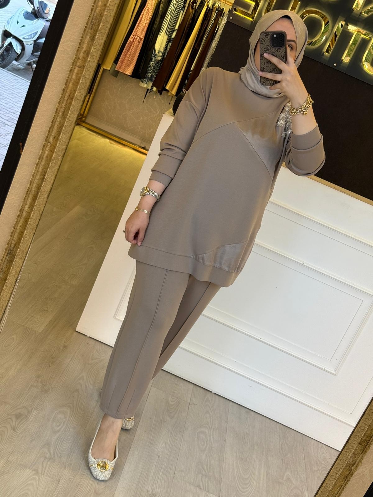FUAT GÜRSEN Payet İşlemeli Tunik Pantolon Takım