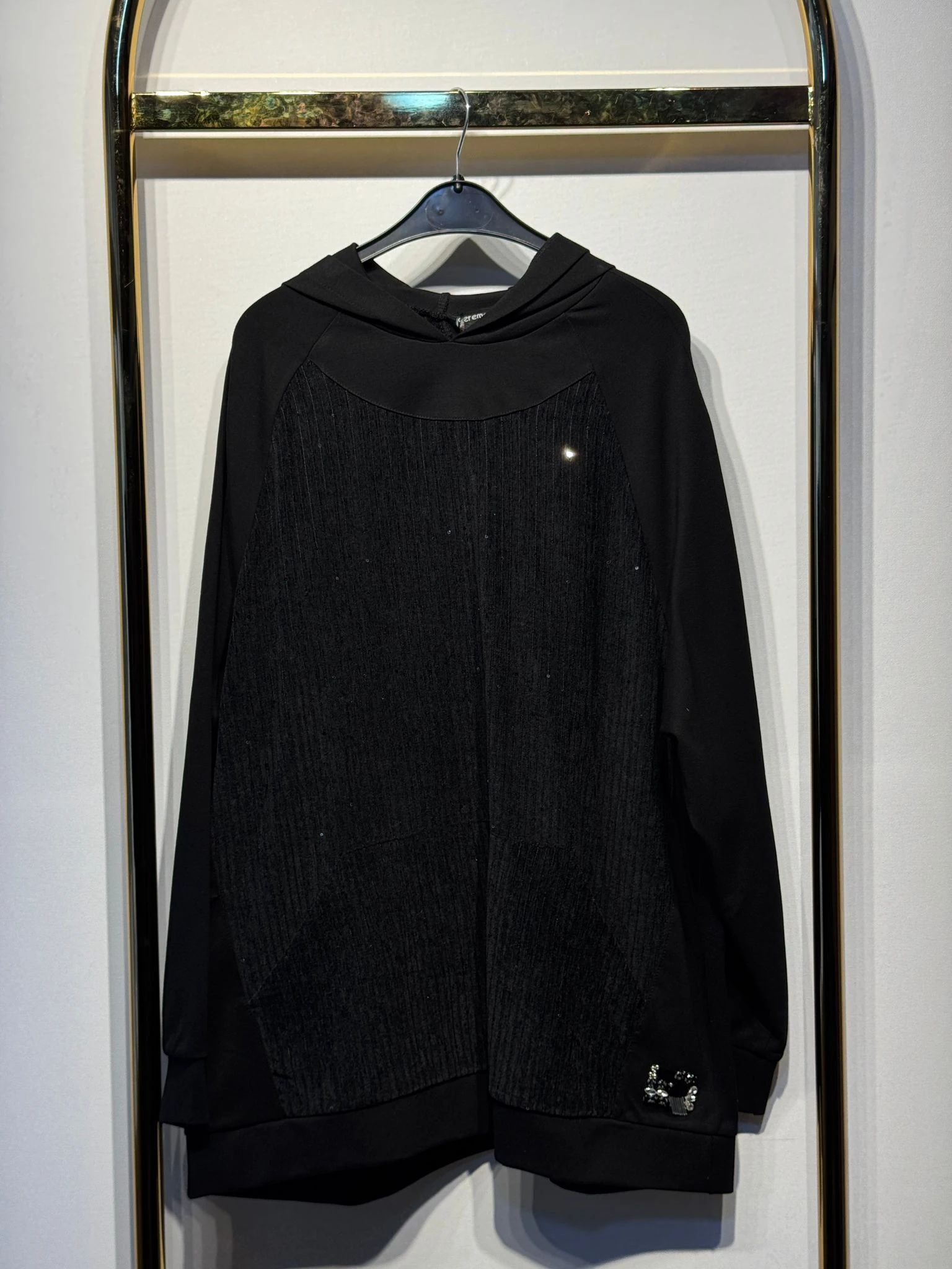 CEREMONY Kanguru Cepli Kapşonlu Queen Sweat