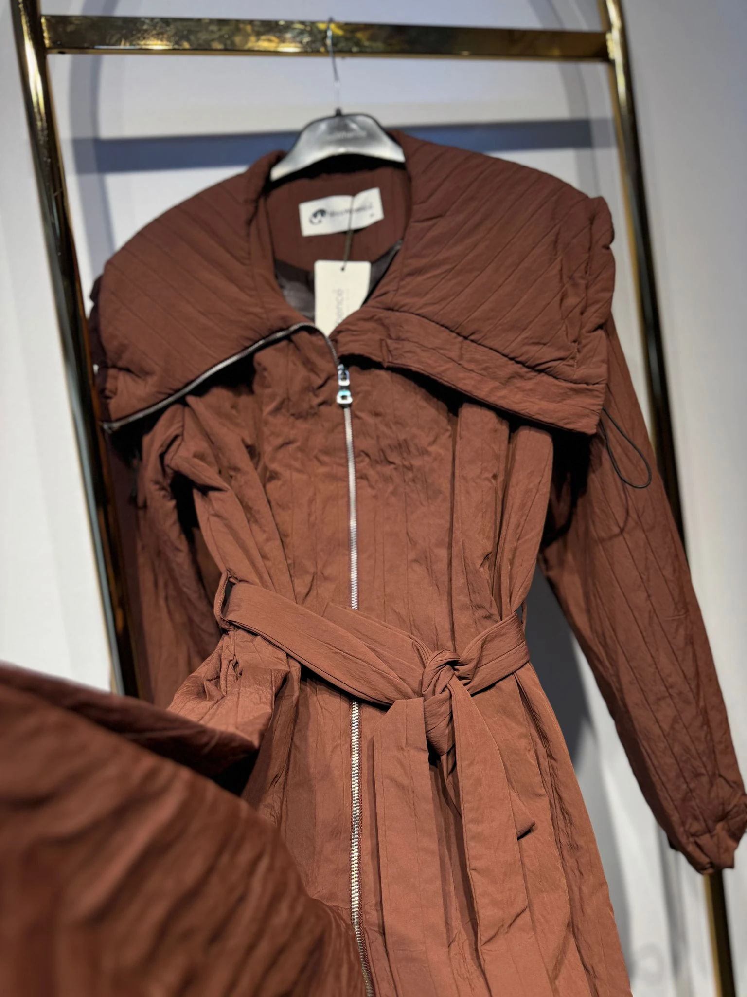 MİSSWHENCE 38508 Kabartma Kumaş Önden Fermuarlı Pardesü