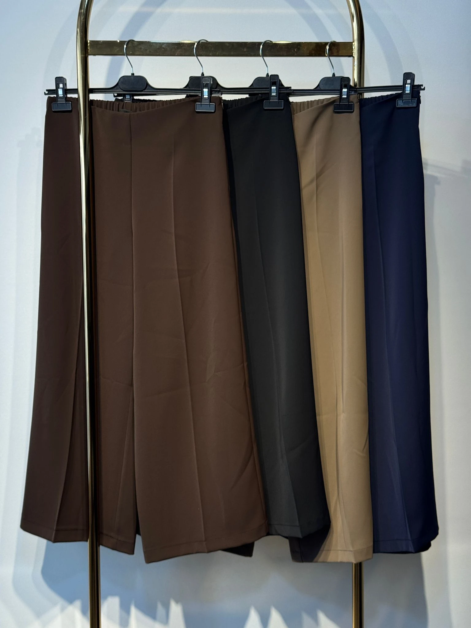 SENTEZ Arkası Lastikli Yeni Kısa Geniş Paça Pantolon