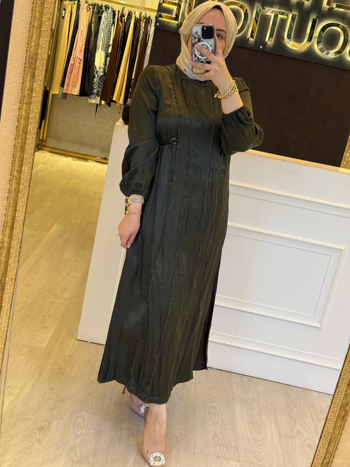 LİSSMORE Tüy Detaylı Ceketli Elbise