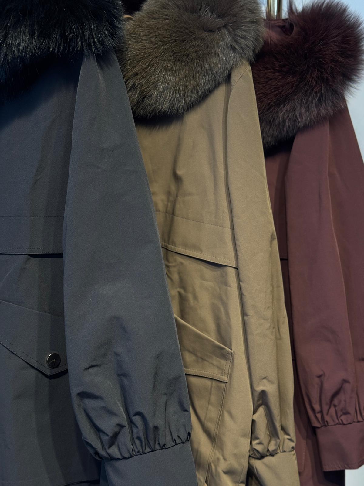 LİSA EXCLUSİVE Kürklü Çıt Kısa Trenç