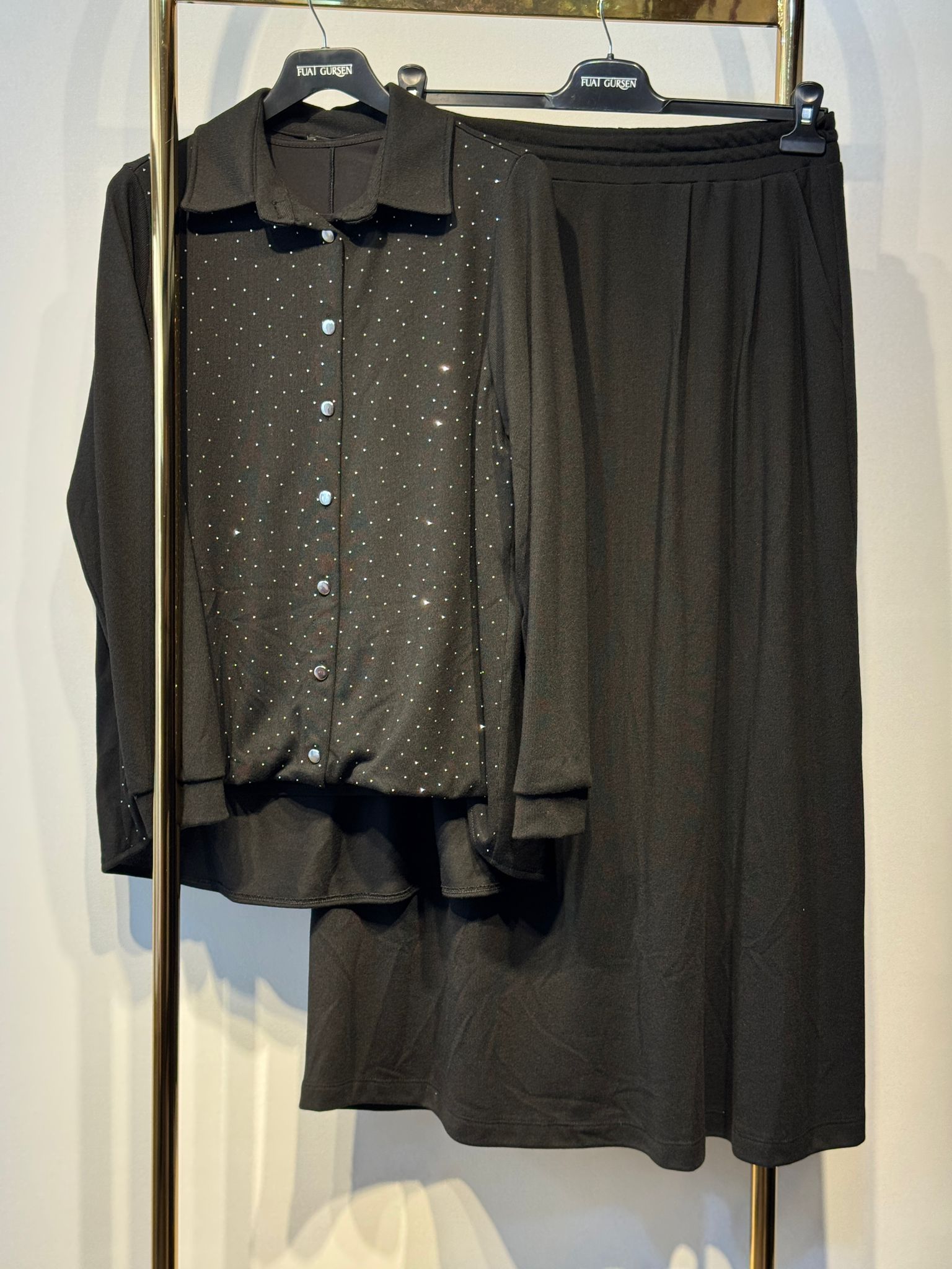 FUAT GÜRSEN Triko Birleşik İçlikli Pırlanta İşlemeli Gömlek Astarlı Etek Takım