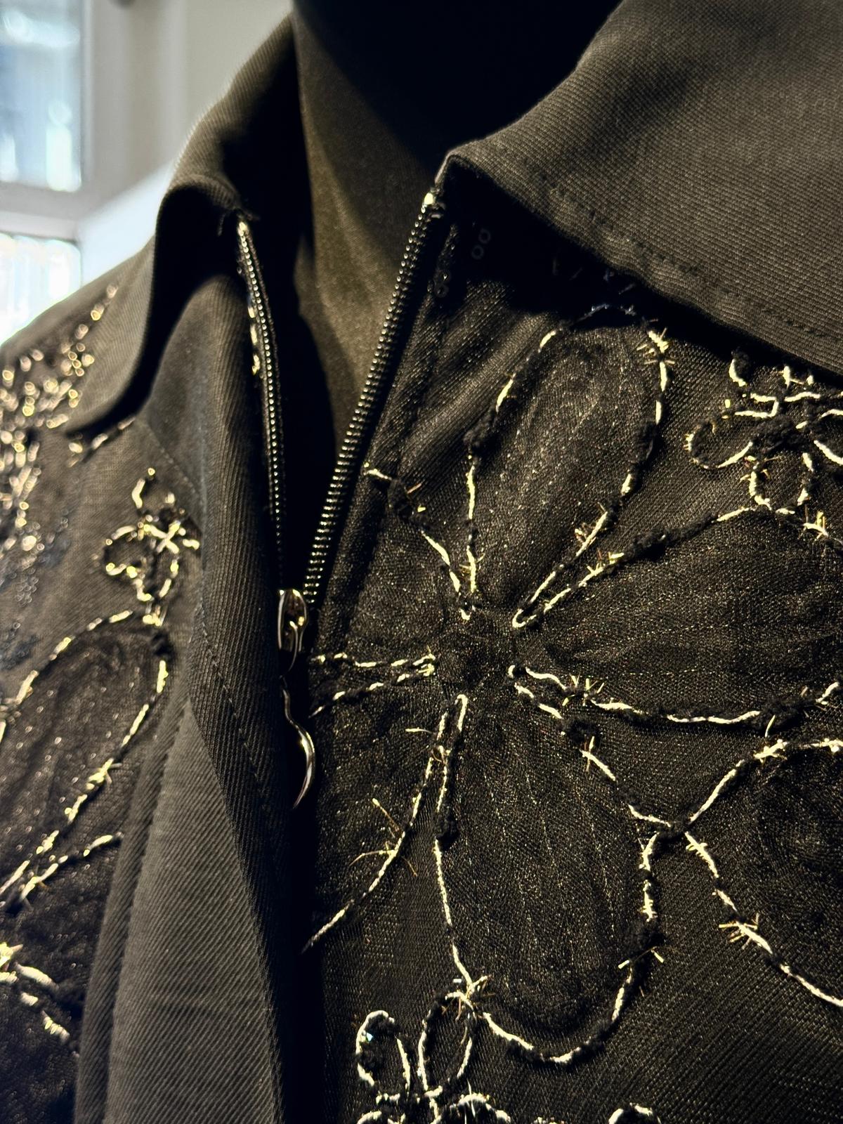 FUAT GÜRSEN Nakış İşlemeli Kap