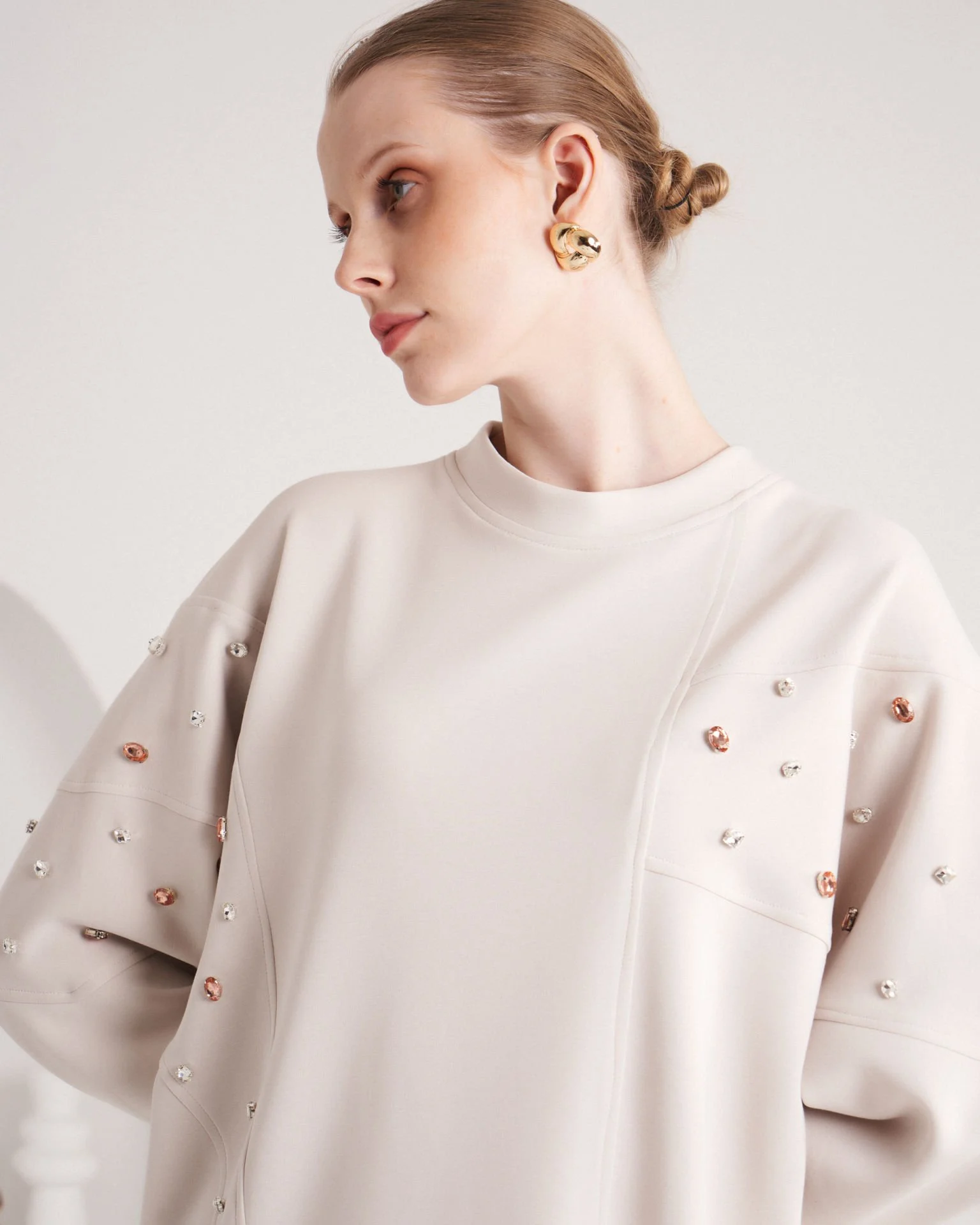 LİSA EXCLUSİVE Taş Detaylı Takım