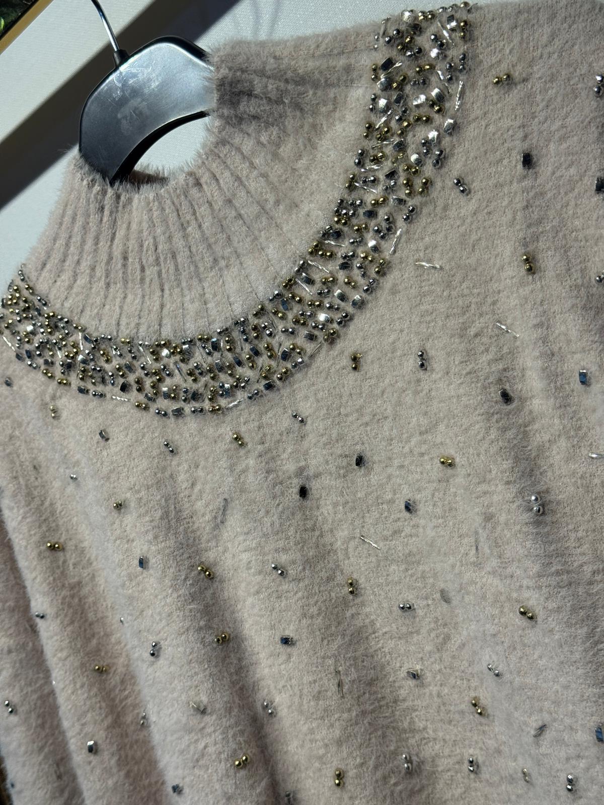 NUSS Taş İşlemeli Angora Kazak