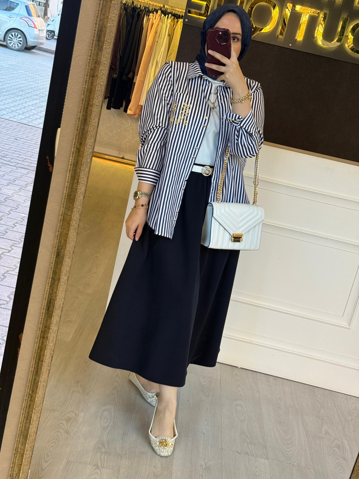 MİSSEMRAMİSS Gold Nakış İşlemeli Çizgili Gömlek