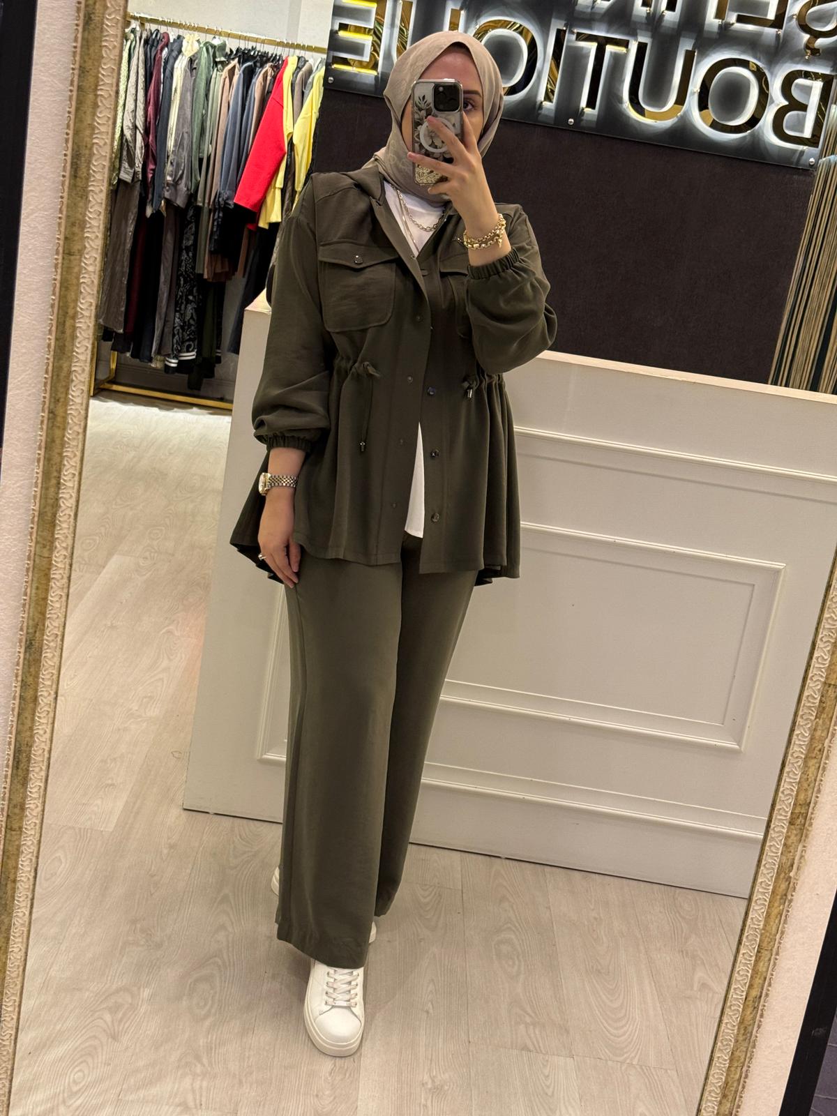 NUSS Göğüs Boncuk İşlemeli Kapşonlu Ceket Pantolon Takım