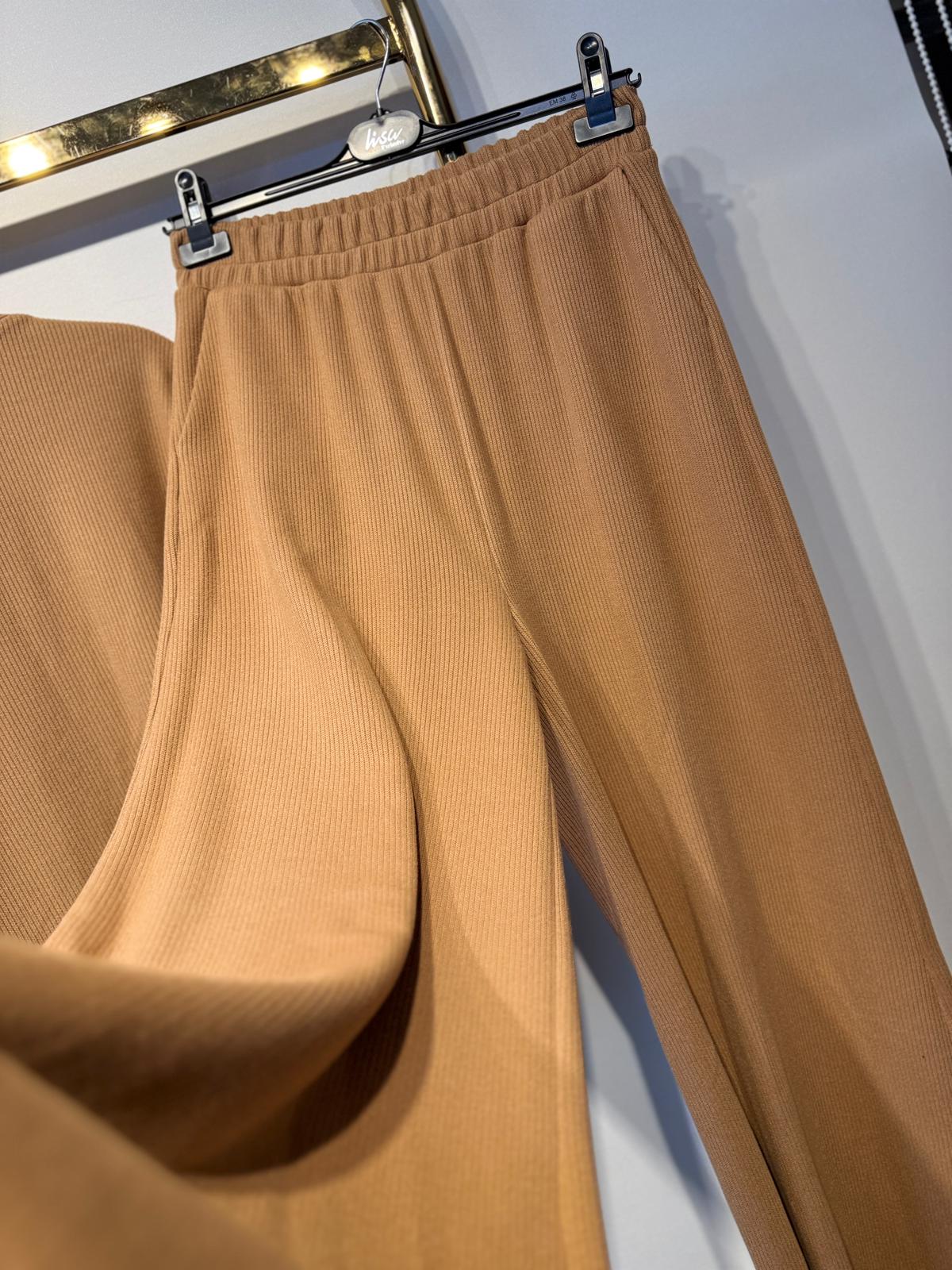 LİSA EXCLUSİVE Gold Düğmeli Triko Hırka Pantolon Takım