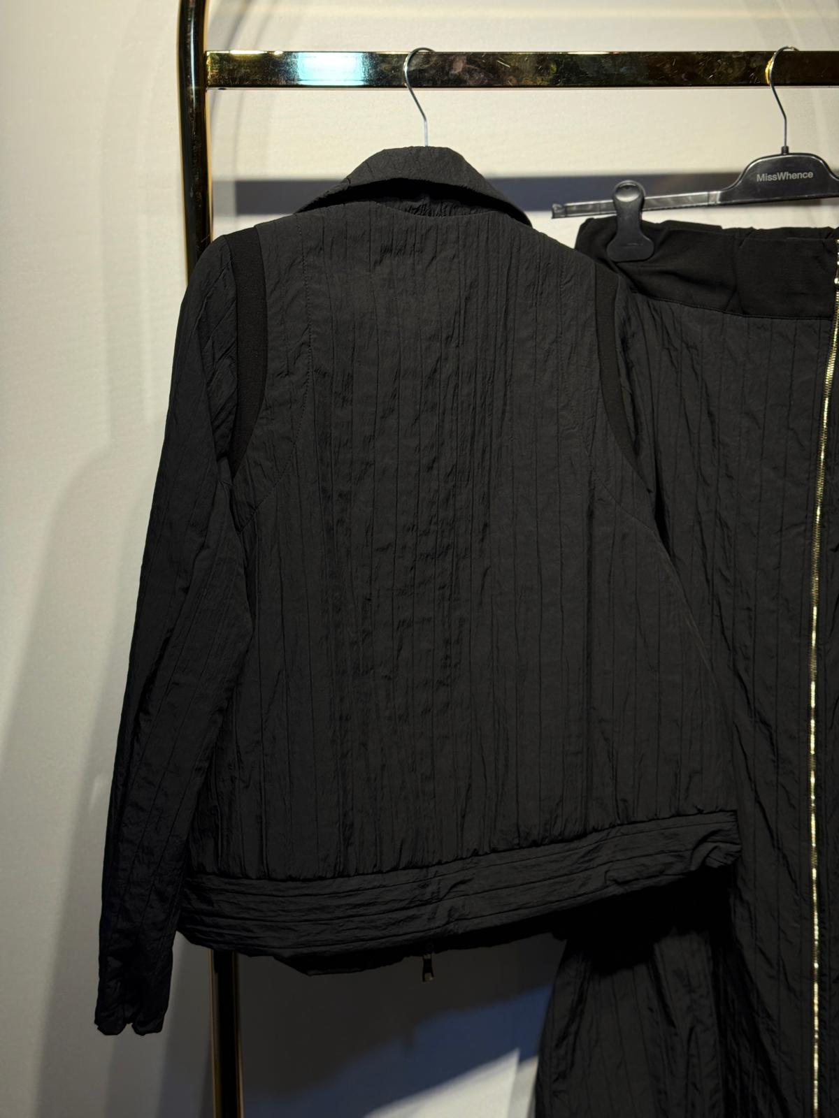 MİSSWHENCE 38216 Gold Fermuar Detaylı Kabartma Kumaş Ceket Etek Takım