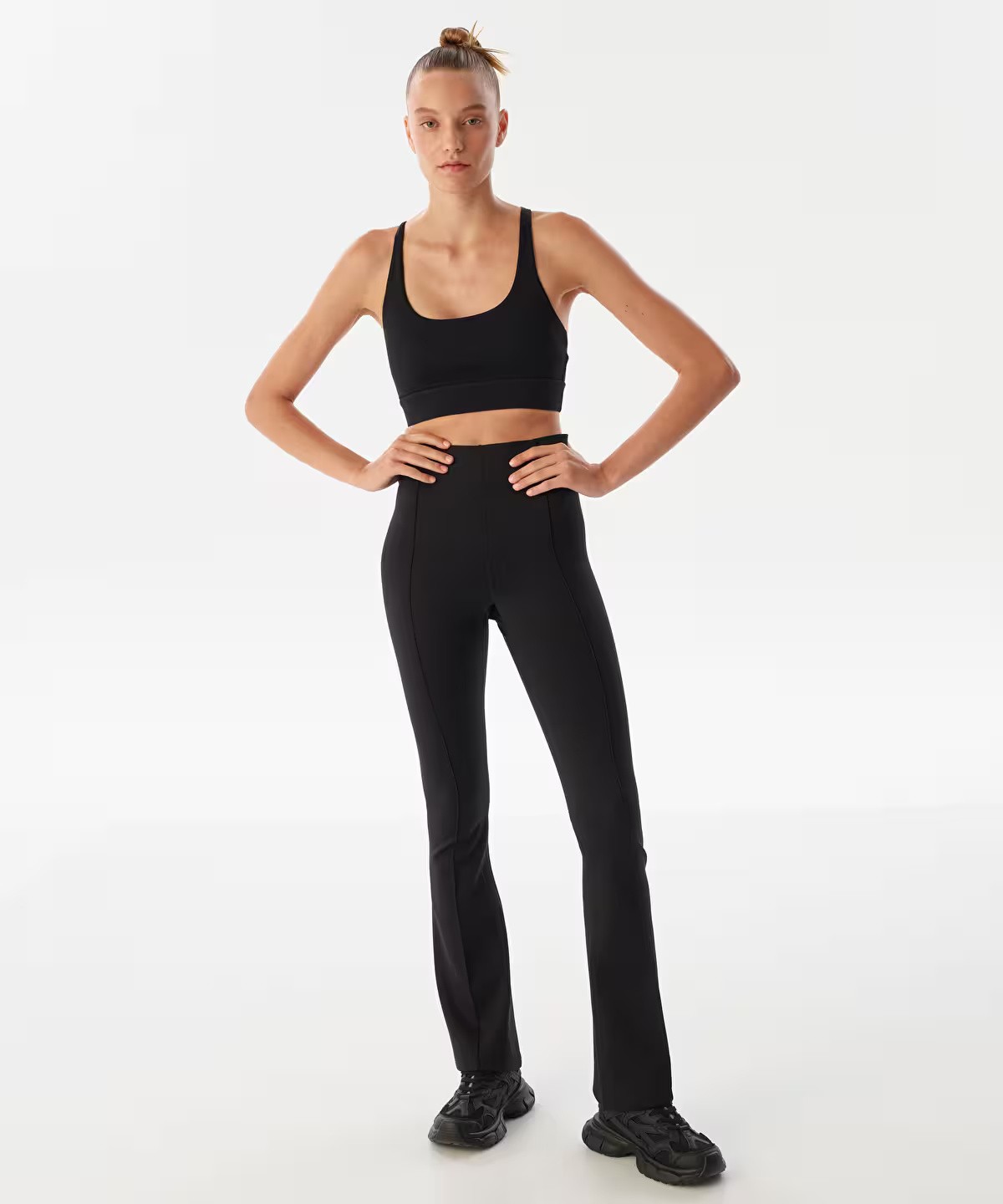 TWİST FLARE TOPARLAYICI FİT PANTOLON