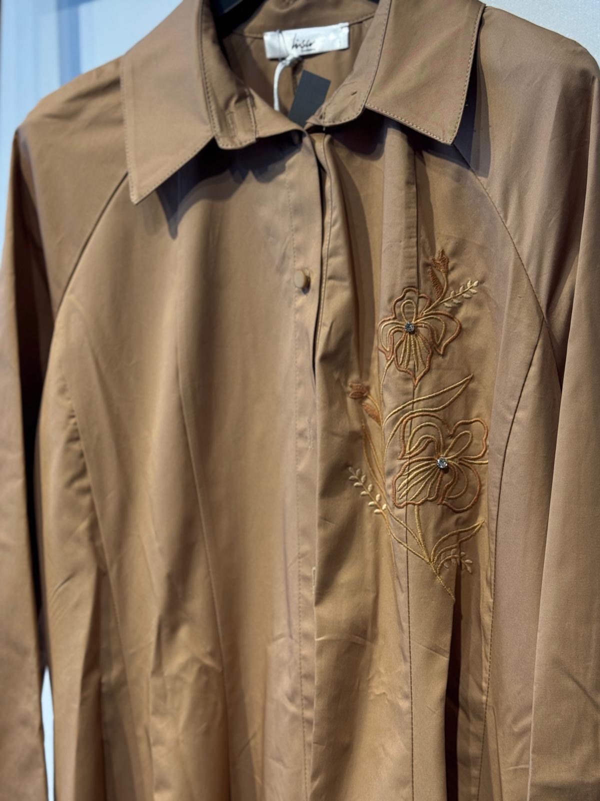 LİSA EXCLUSİVE Göğüs Nakış İşlemeli Gömlek Tip Uzun Elbise