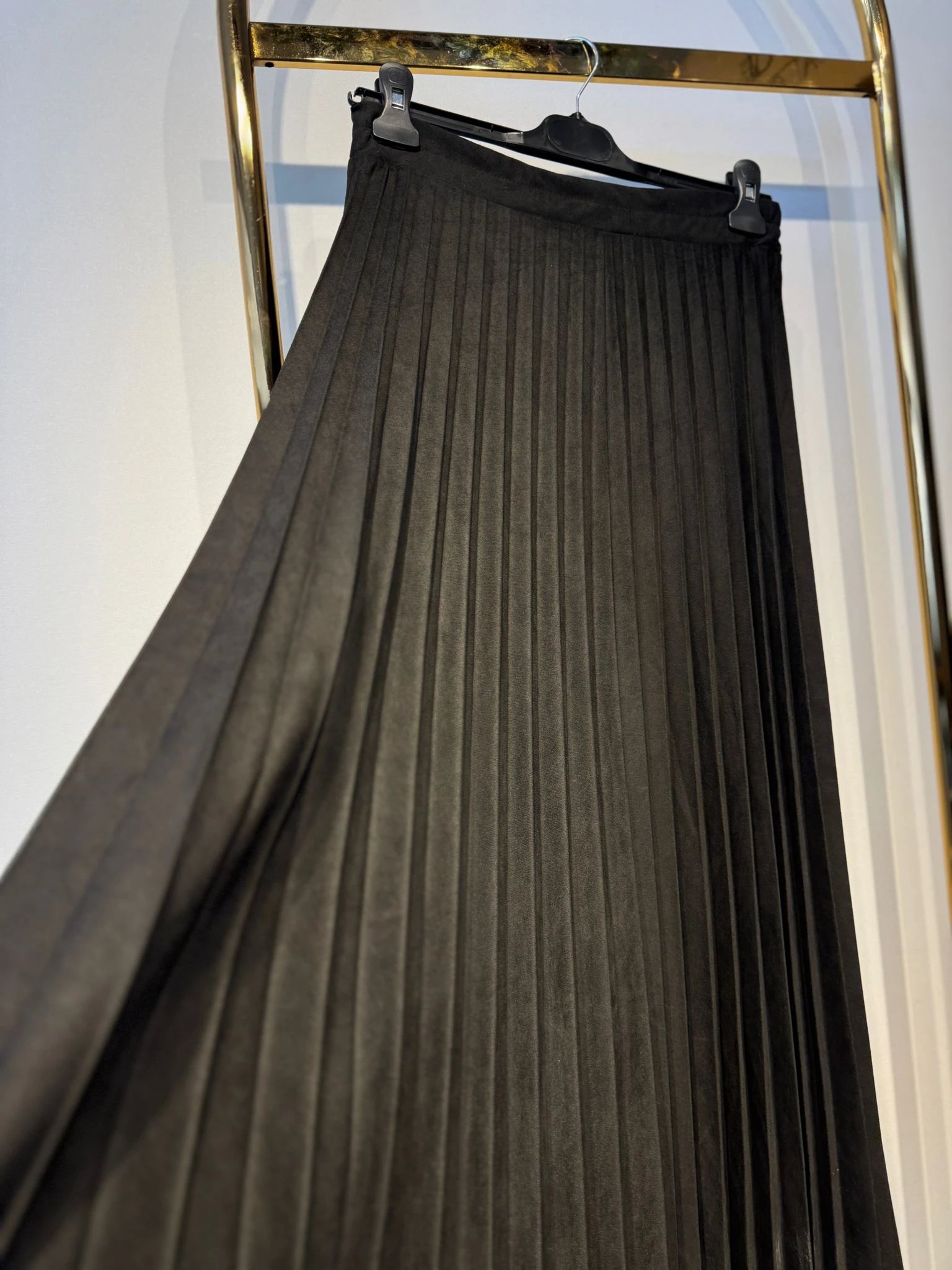 CEREMONY İnce Pliseli Süet Etek