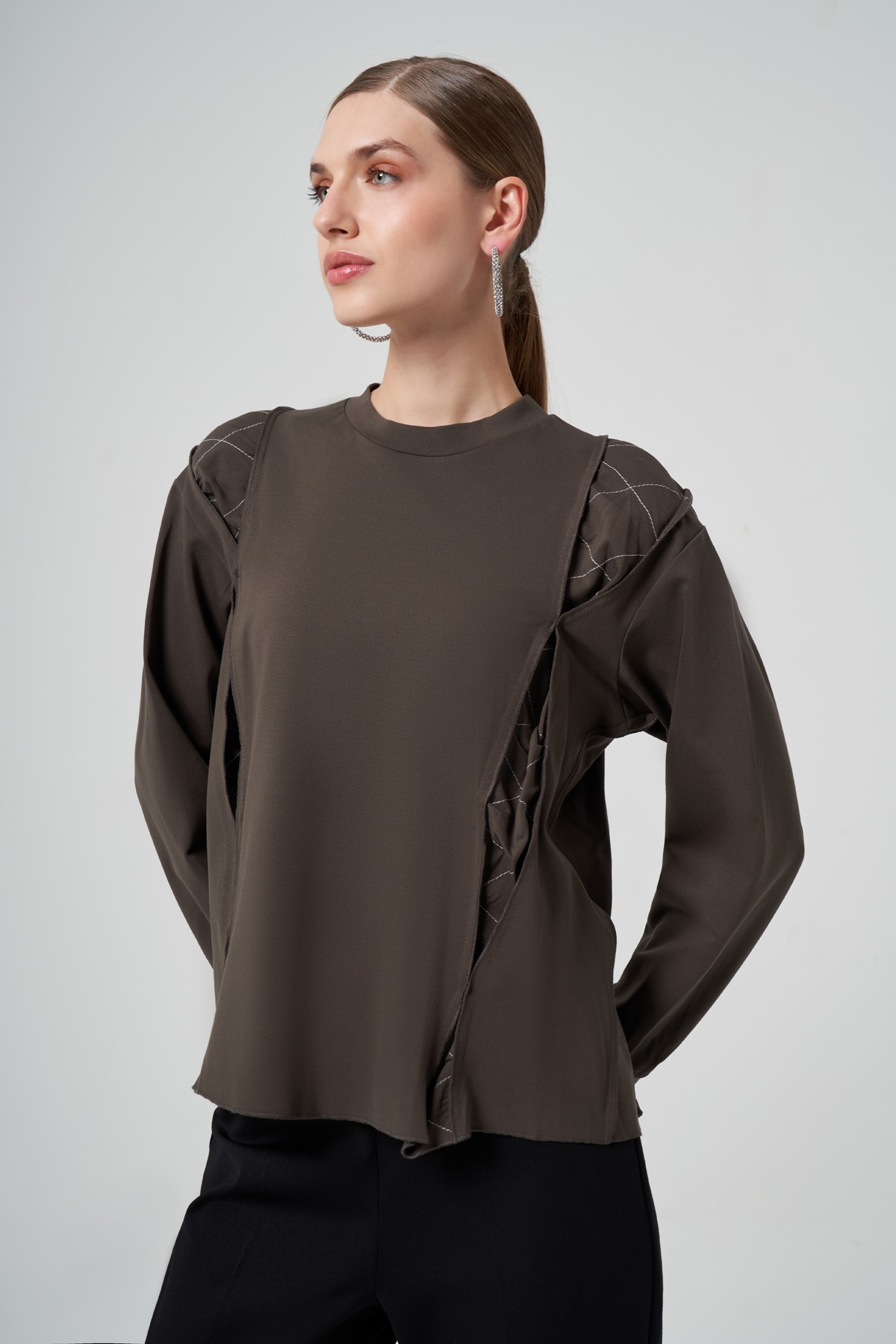 MİSSWHENCE 34029 YANLARI DETAYLI BLUZ