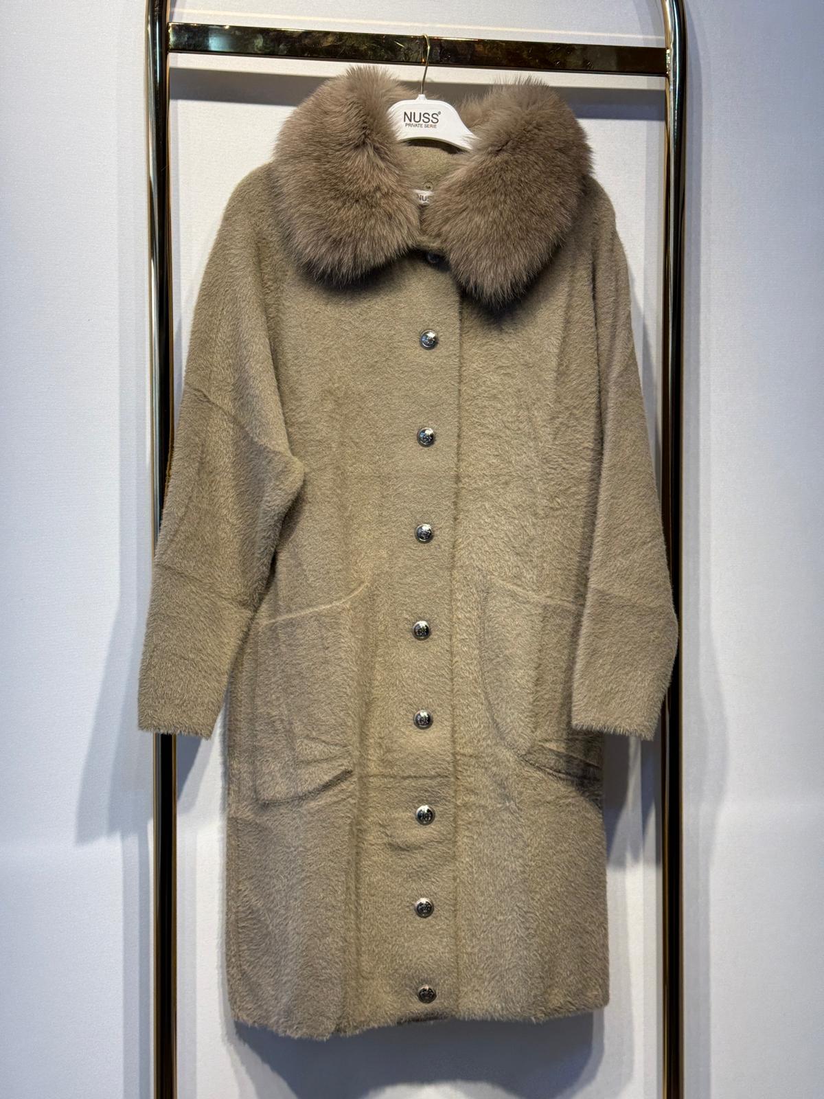 NUSS Düğme Detaylı Angora Kaban