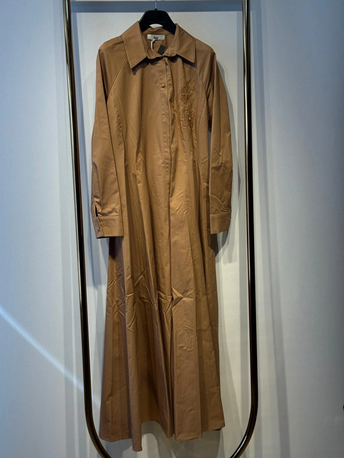 LİSA EXCLUSİVE Göğüs Nakış İşlemeli Gömlek Tip Uzun Elbise