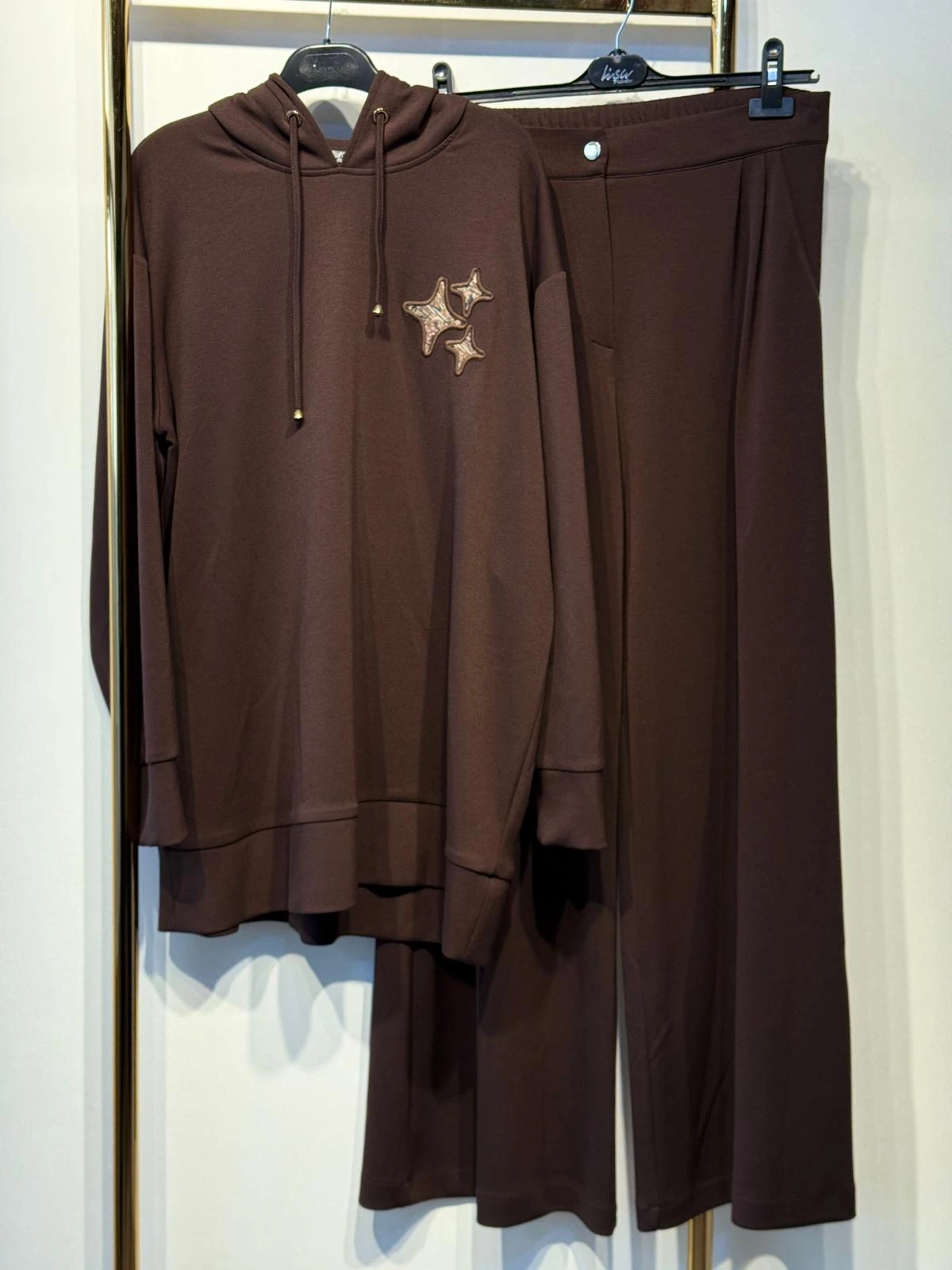 LİSA EXCLUSİVE Göğüs Nakış İşlemeli Sweat Pantolon Takım