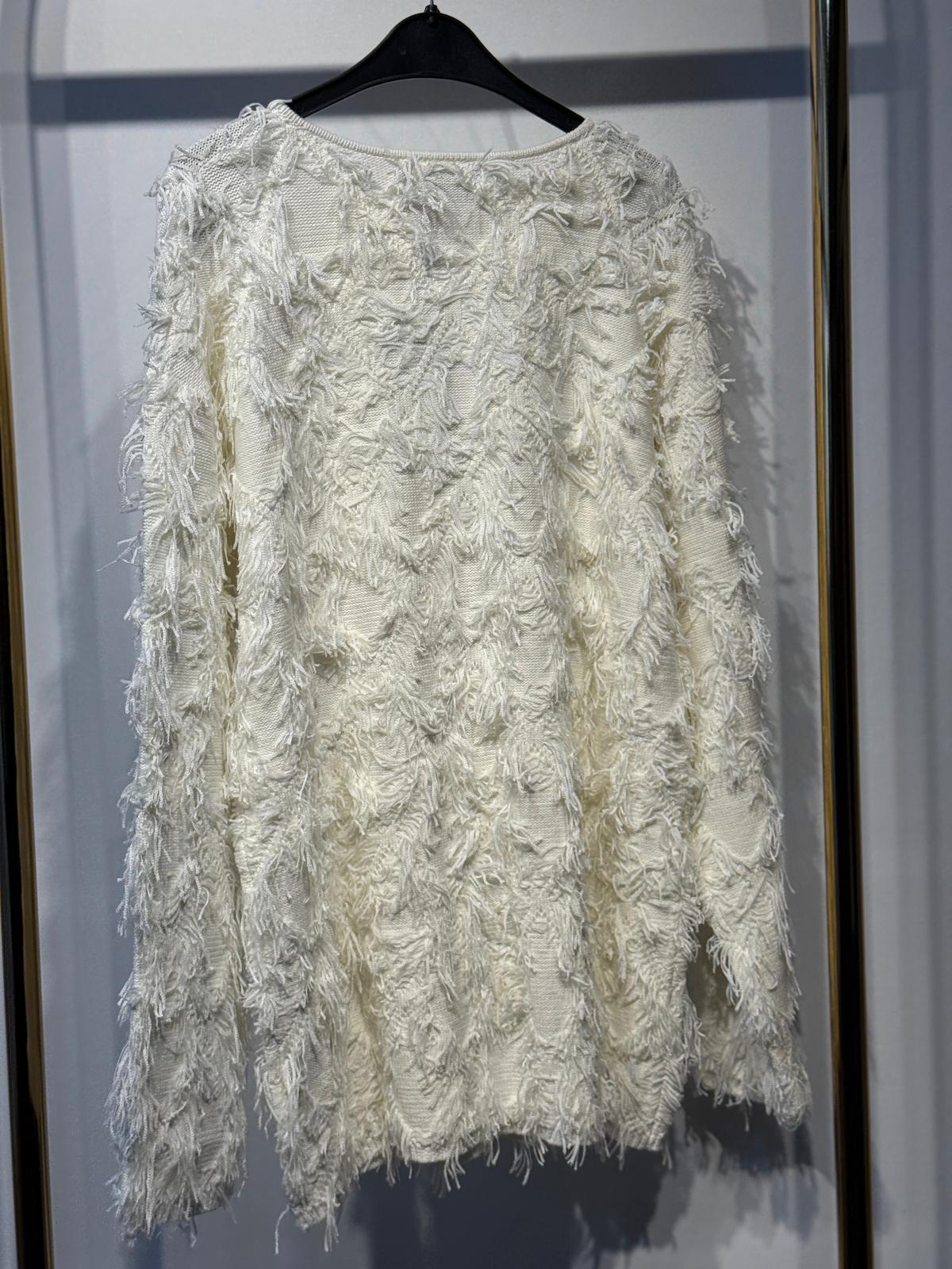 GHİSA Önden Çengel Bağlamalı Ful Saçak İşleme Detaylı Yakasız Triko Ceket