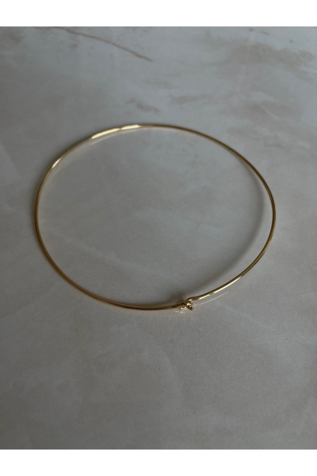 Minimal Sade Choker