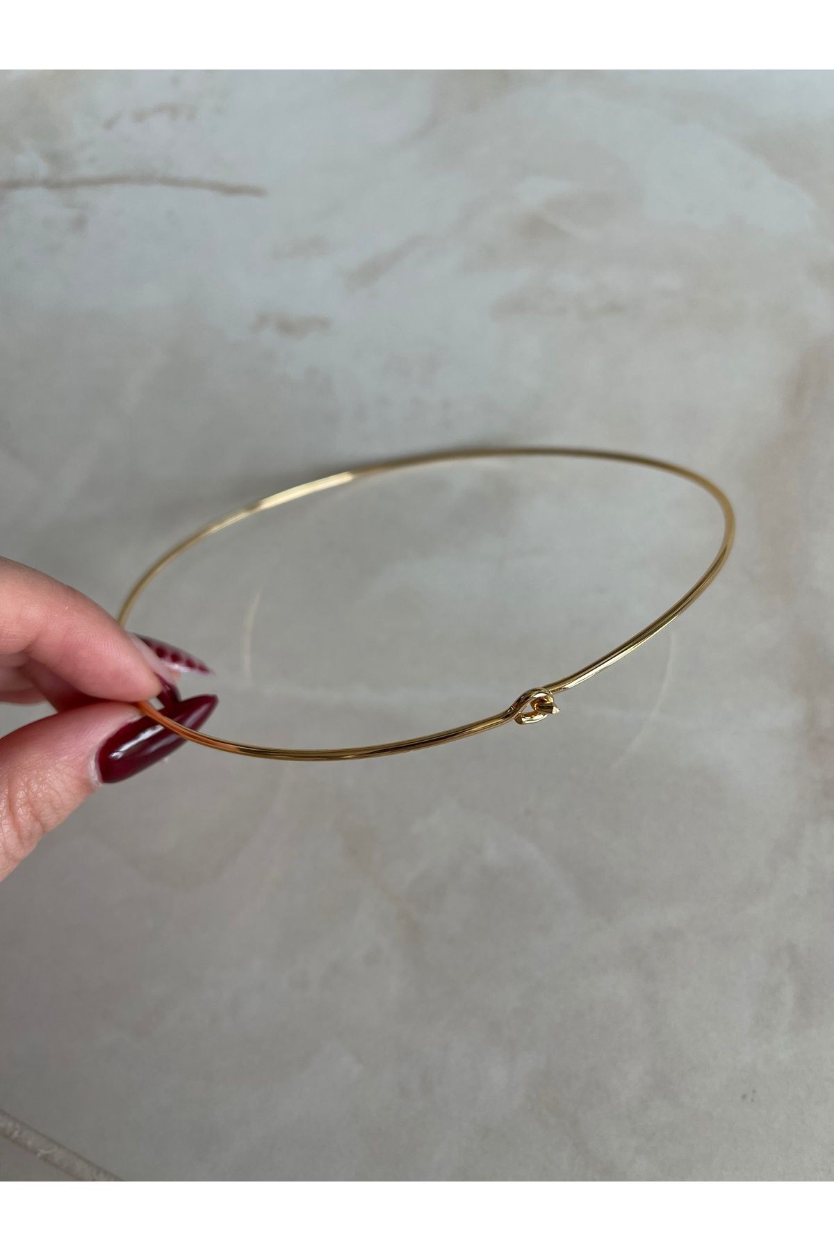 Minimal Sade Choker