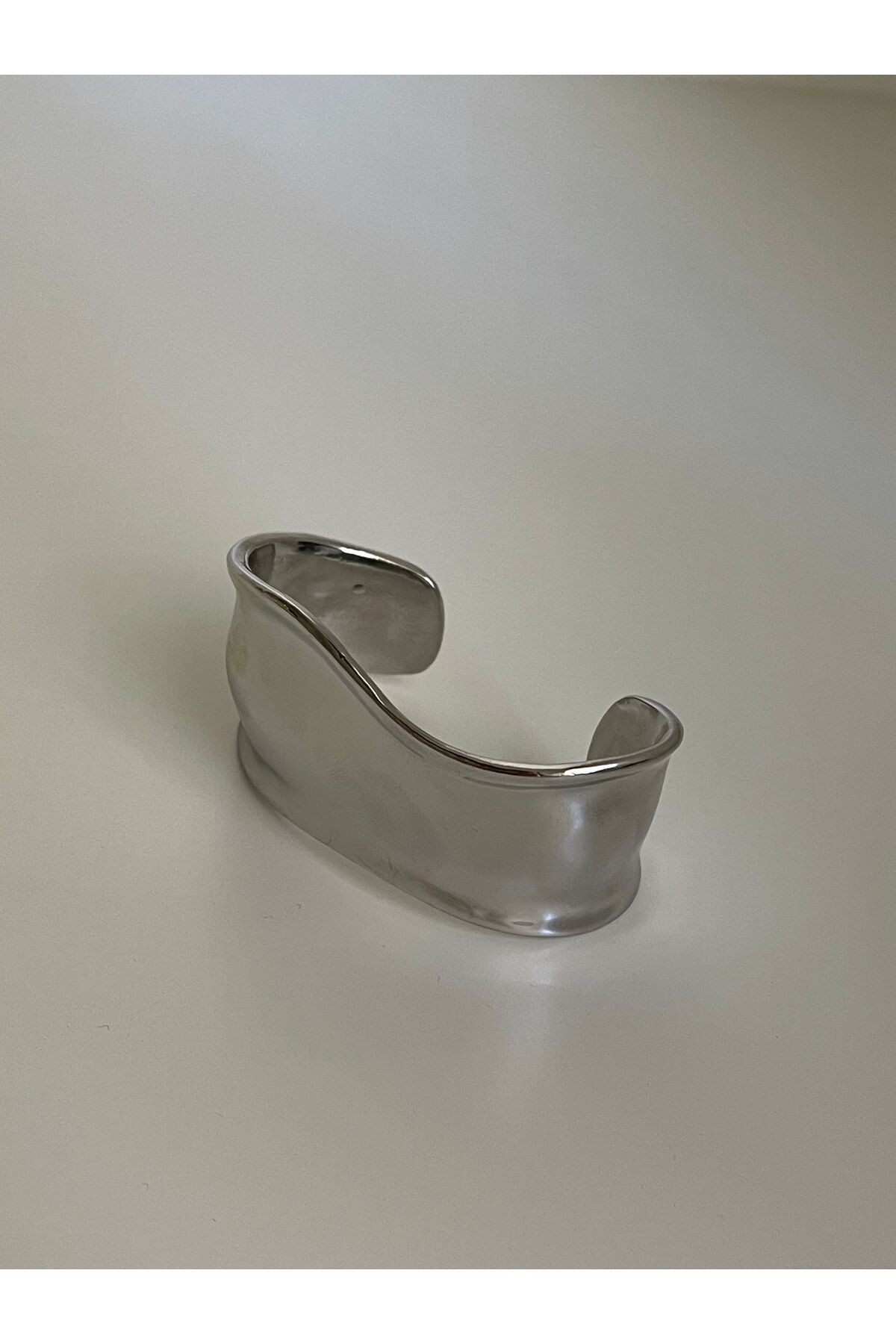 Oval Kesim Büyük Bileklik