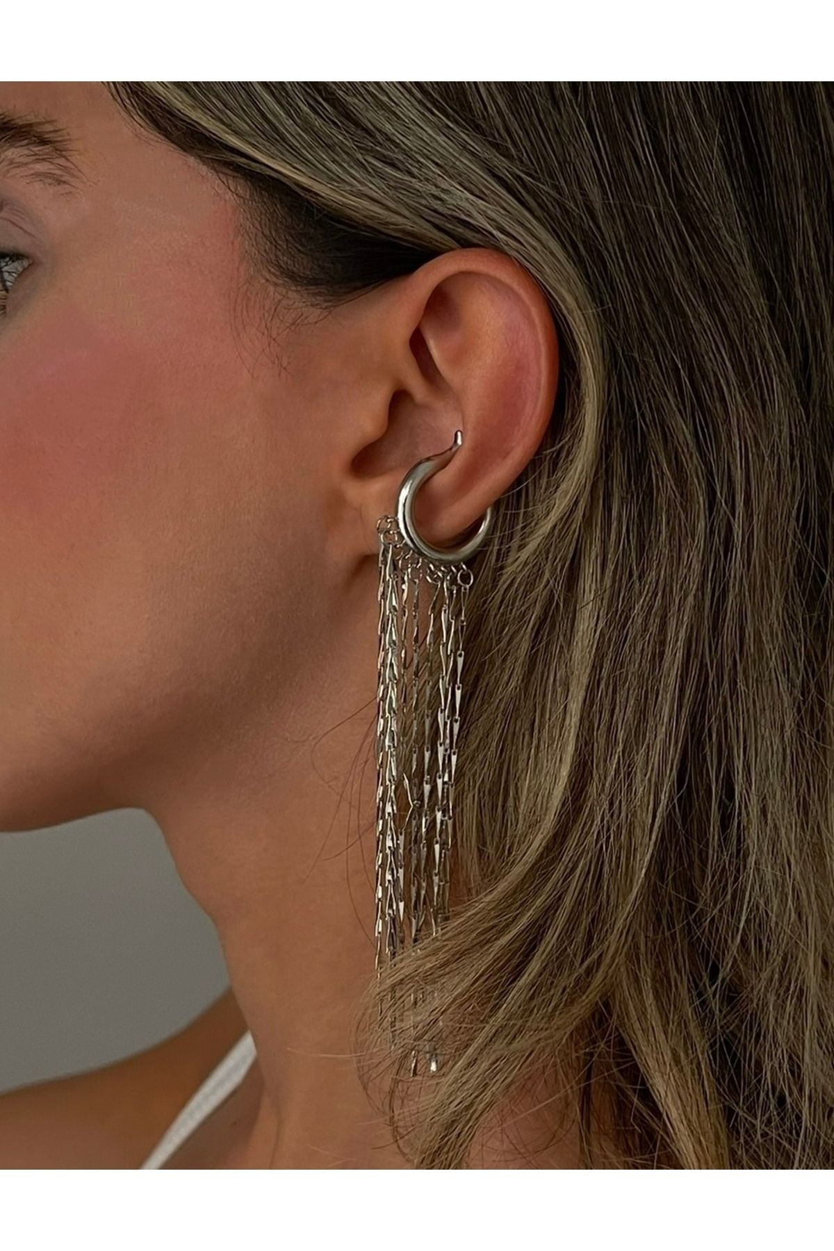 Sallantılı Earcuff