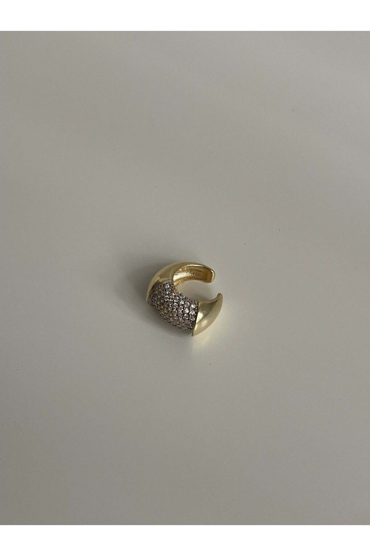 925 Ayar Gümüş Taşlı Serenay Earcuff