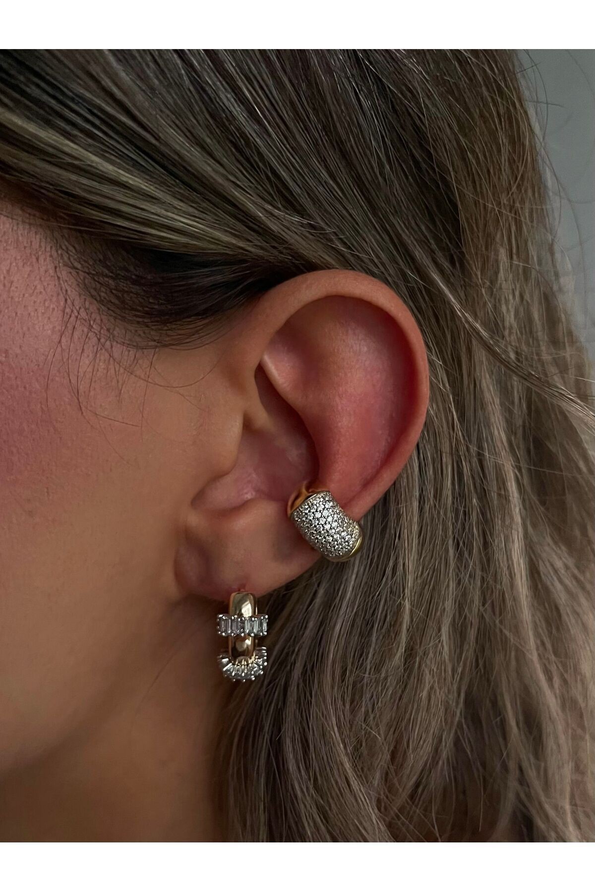 925 Ayar Gümüş Taşlı Serenay Earcuff