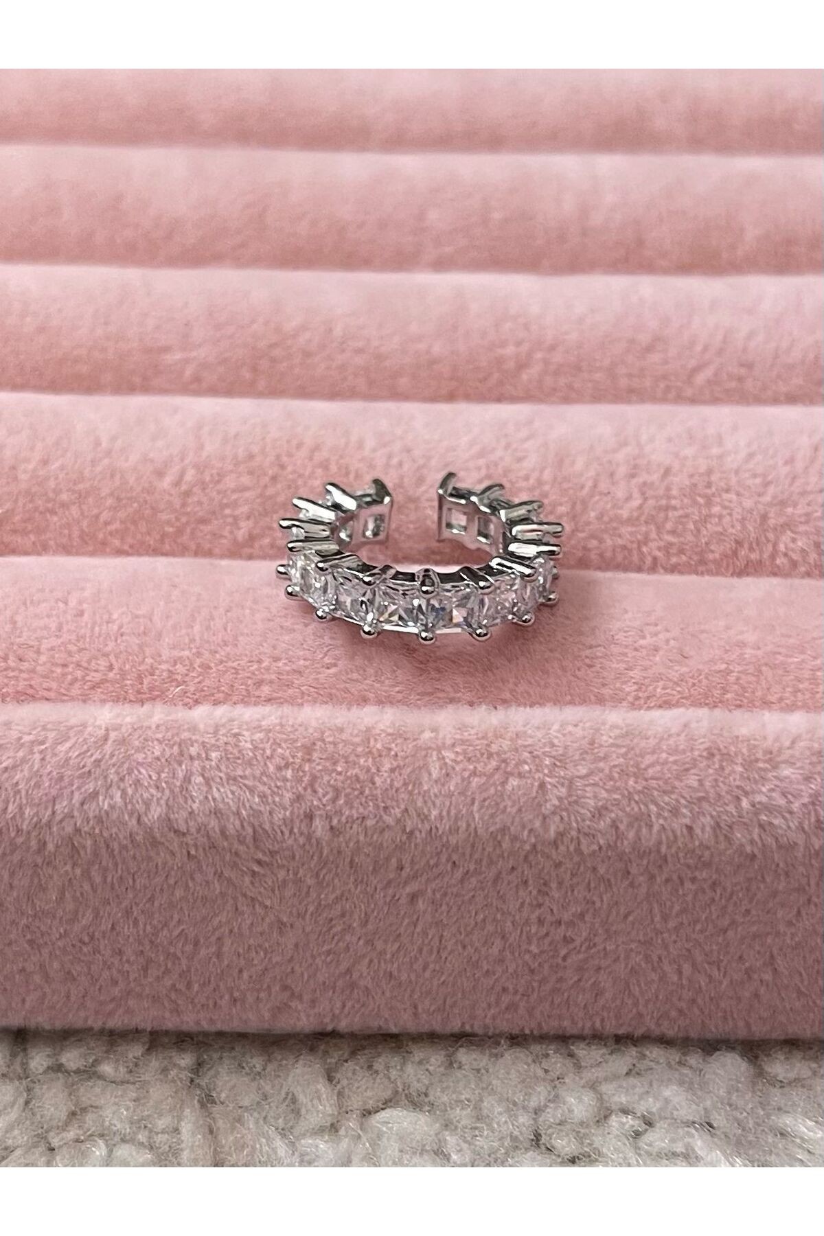 Baget Taşlı Earcuff