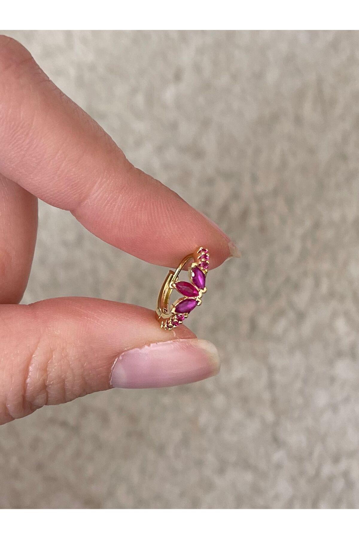Pembe Yaprak Taşlı Halka 316L Cerrahi Çelik Helix Piercing