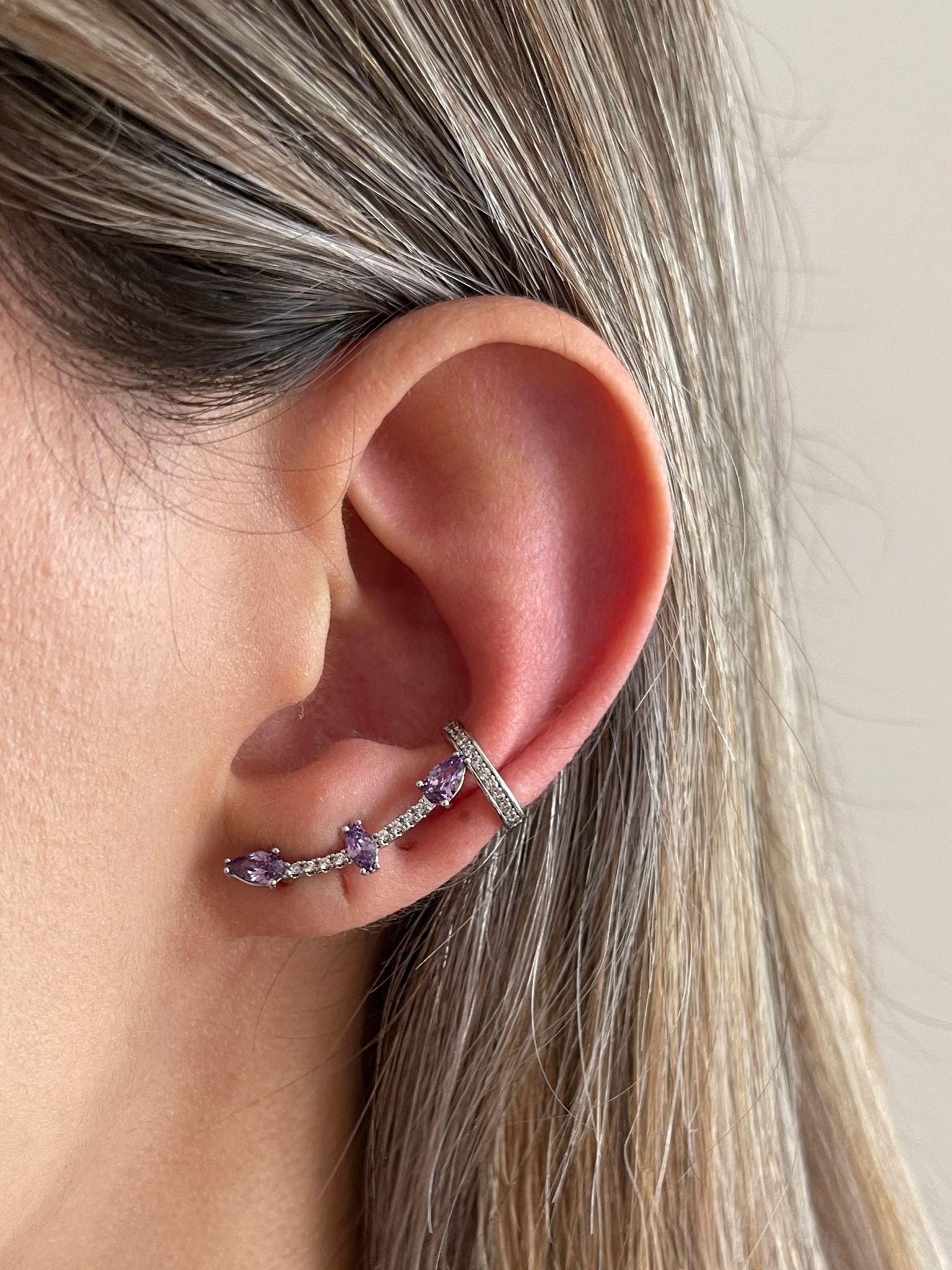 Taşlı Gold Earcufflı Küpe