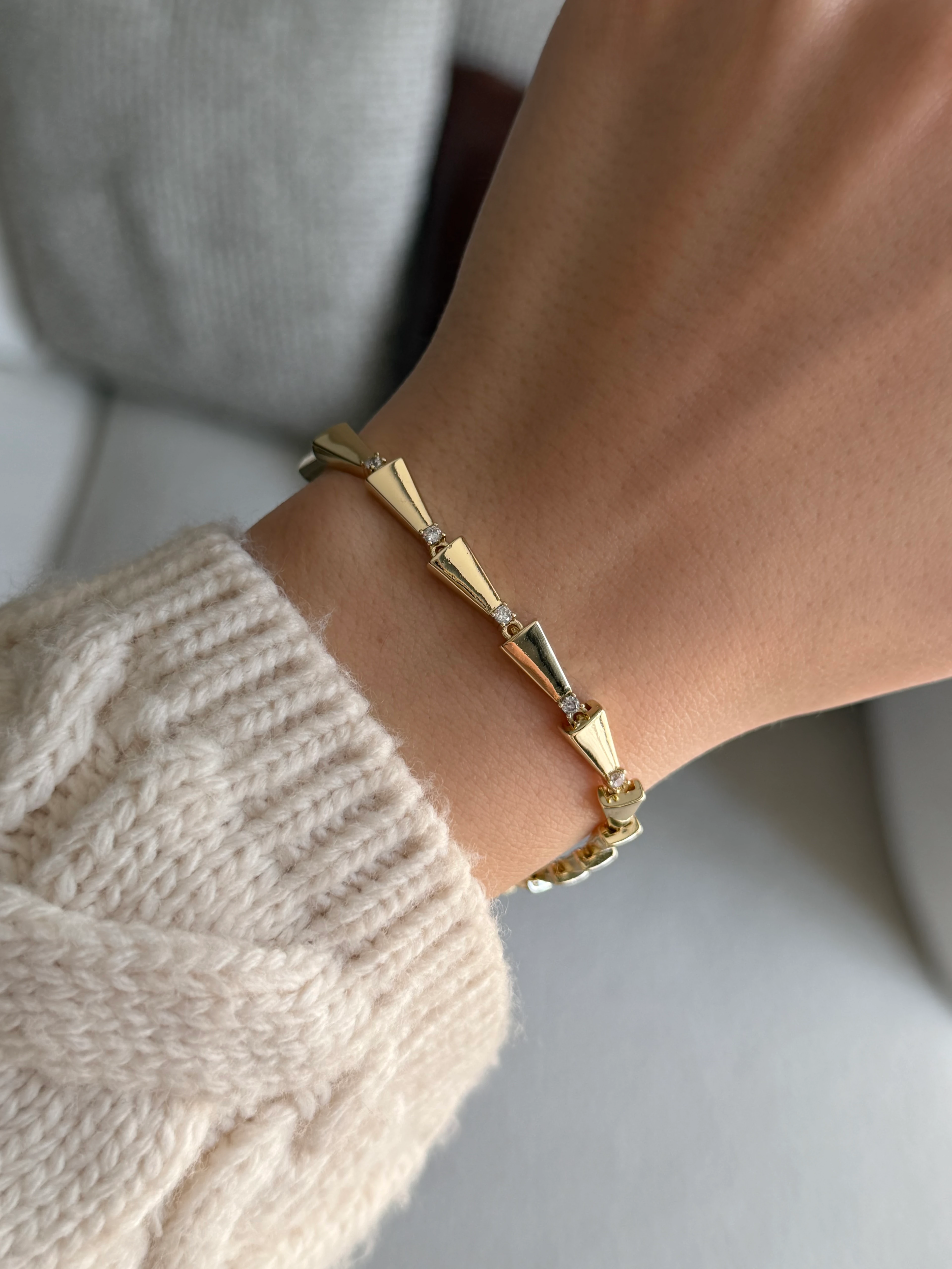 Taşlı Yılan Model Bileklik