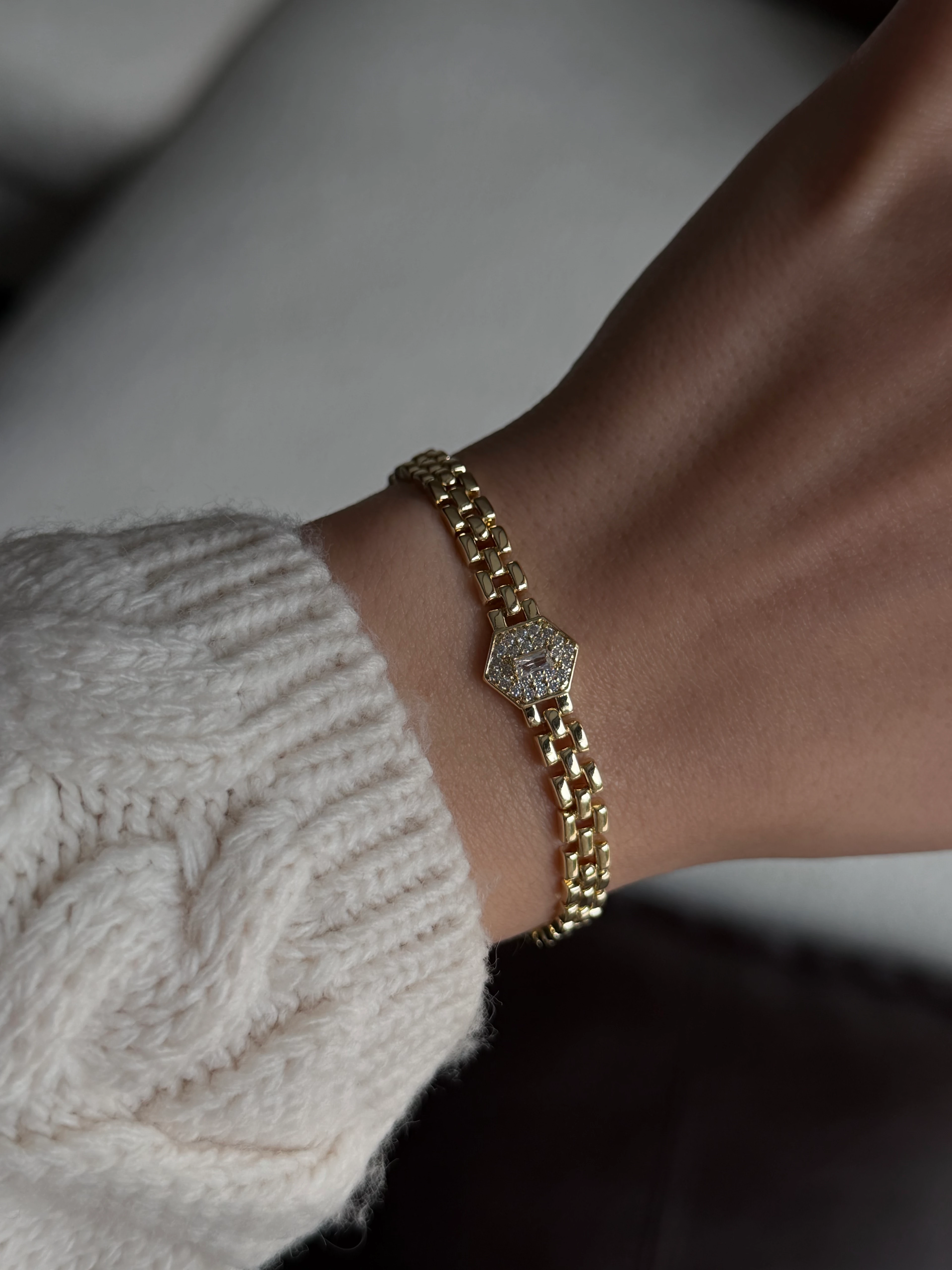 Örme altıgen bileklik