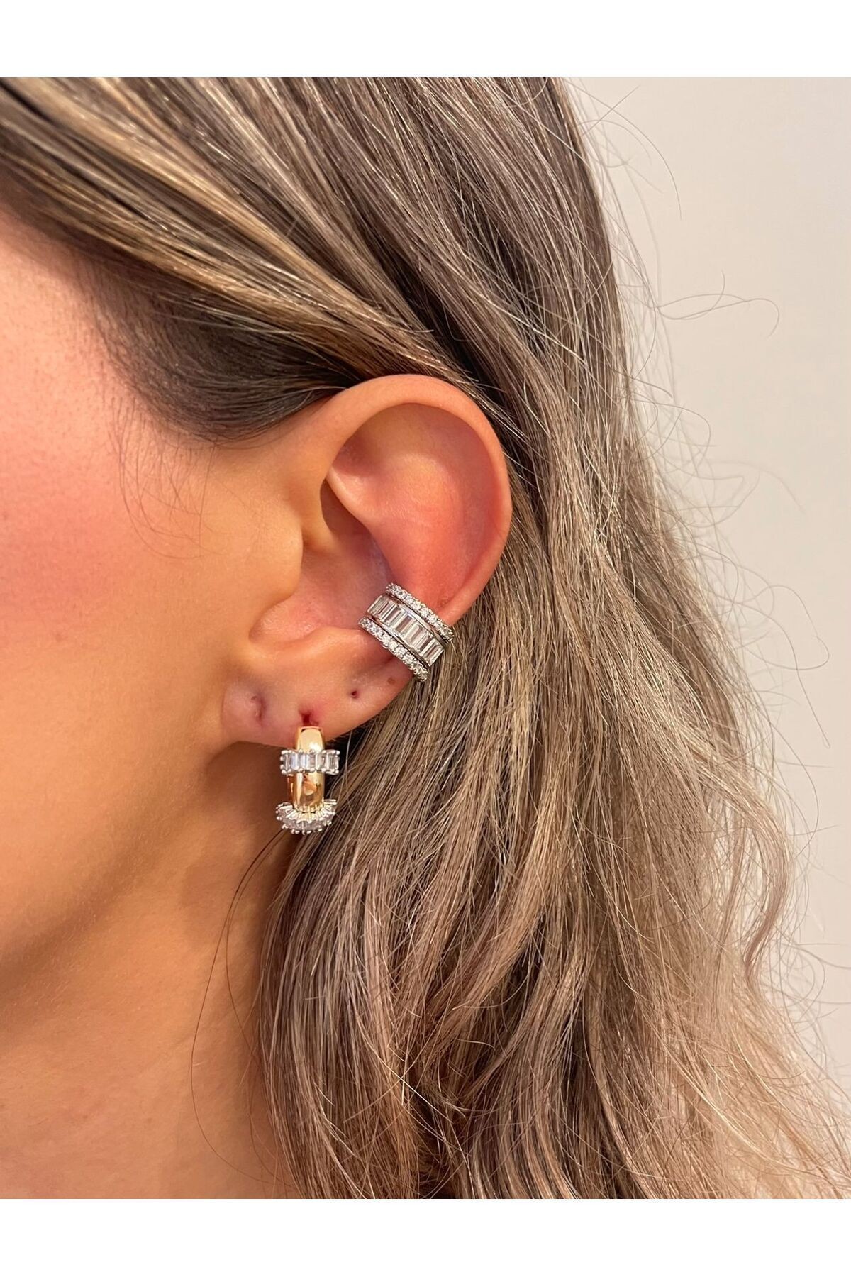Baget ve Zirkon Taşlı Earcuff