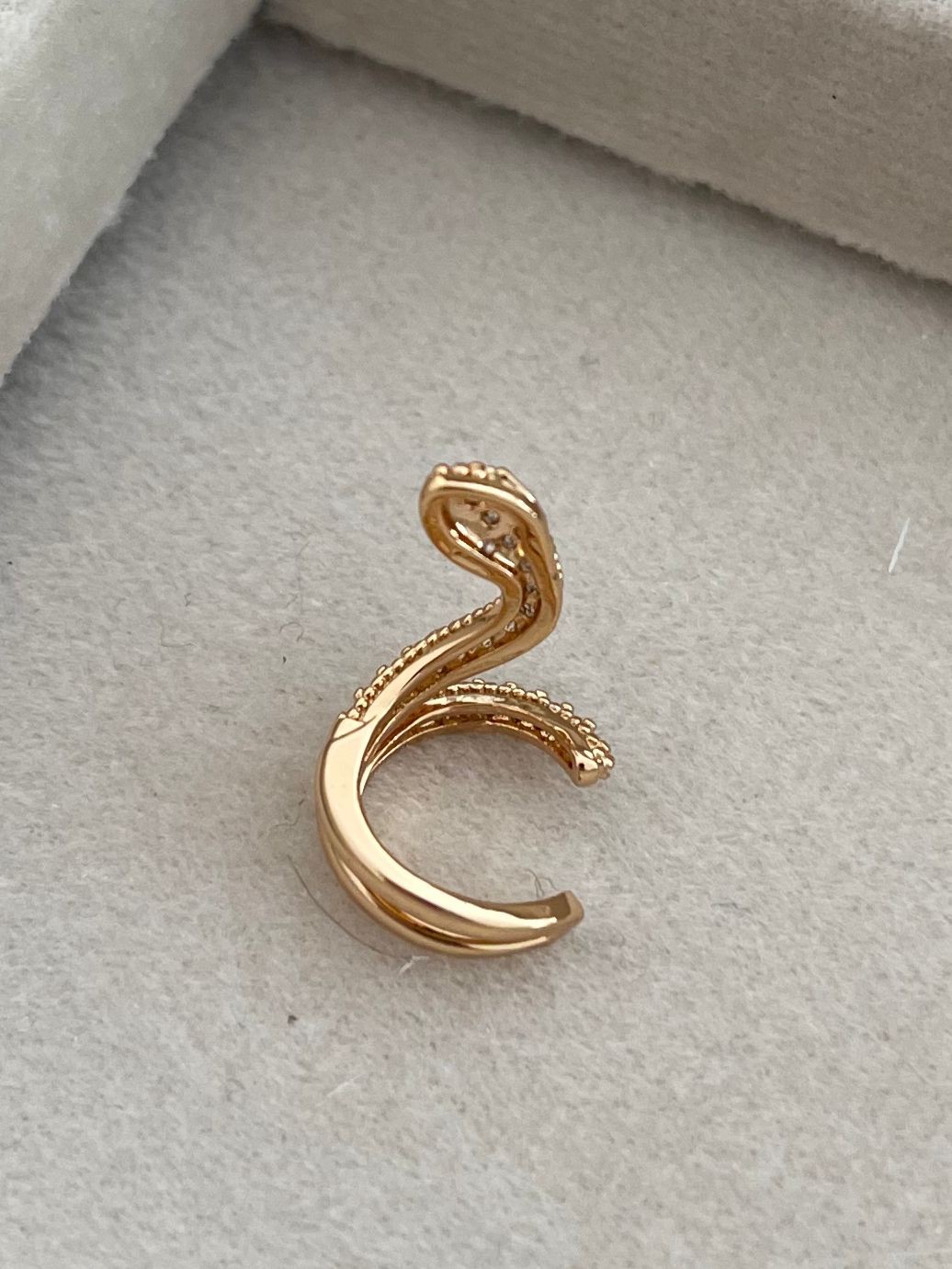 Çelik Yılan Earcuff