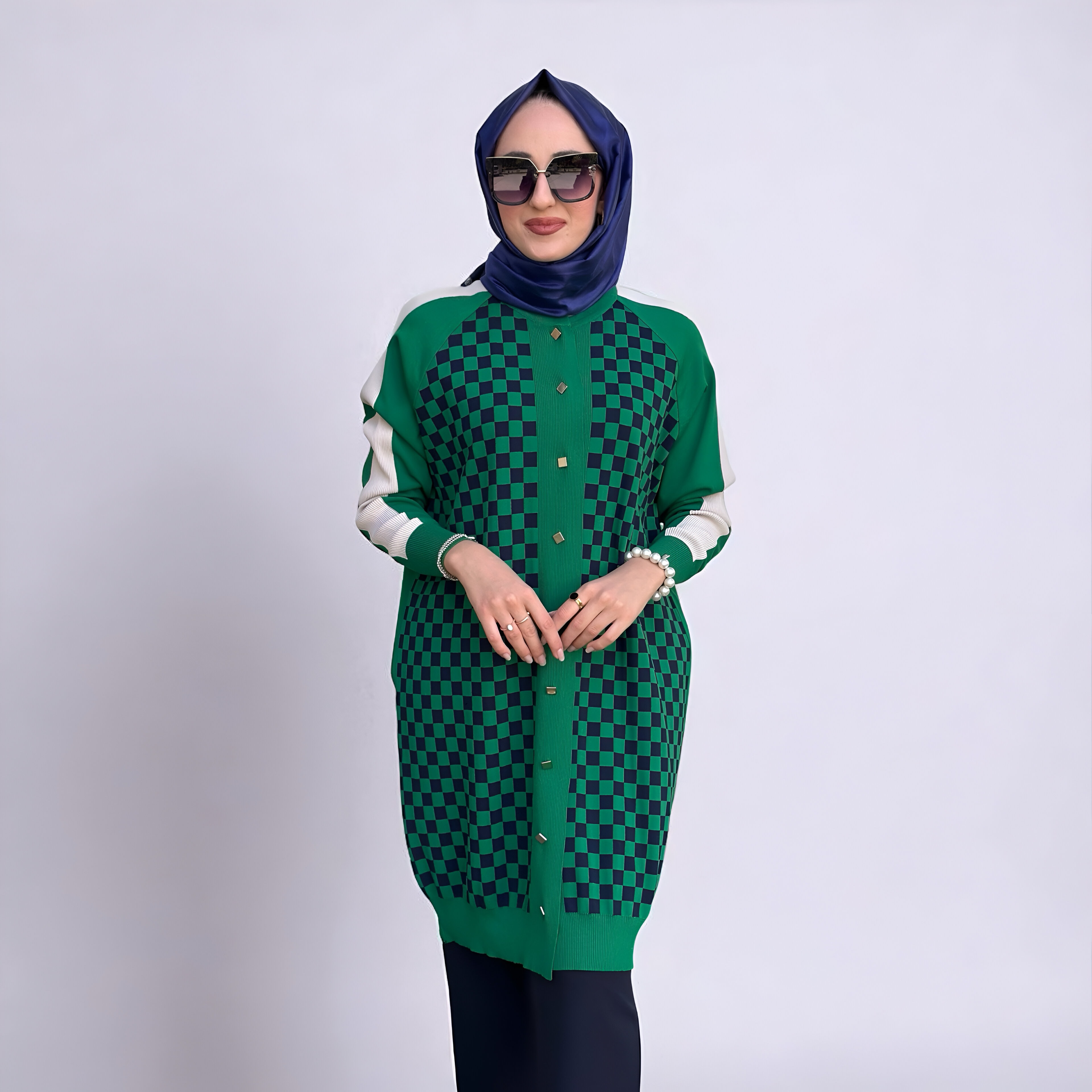 İNVEE 6891 DAMALI HIRKA