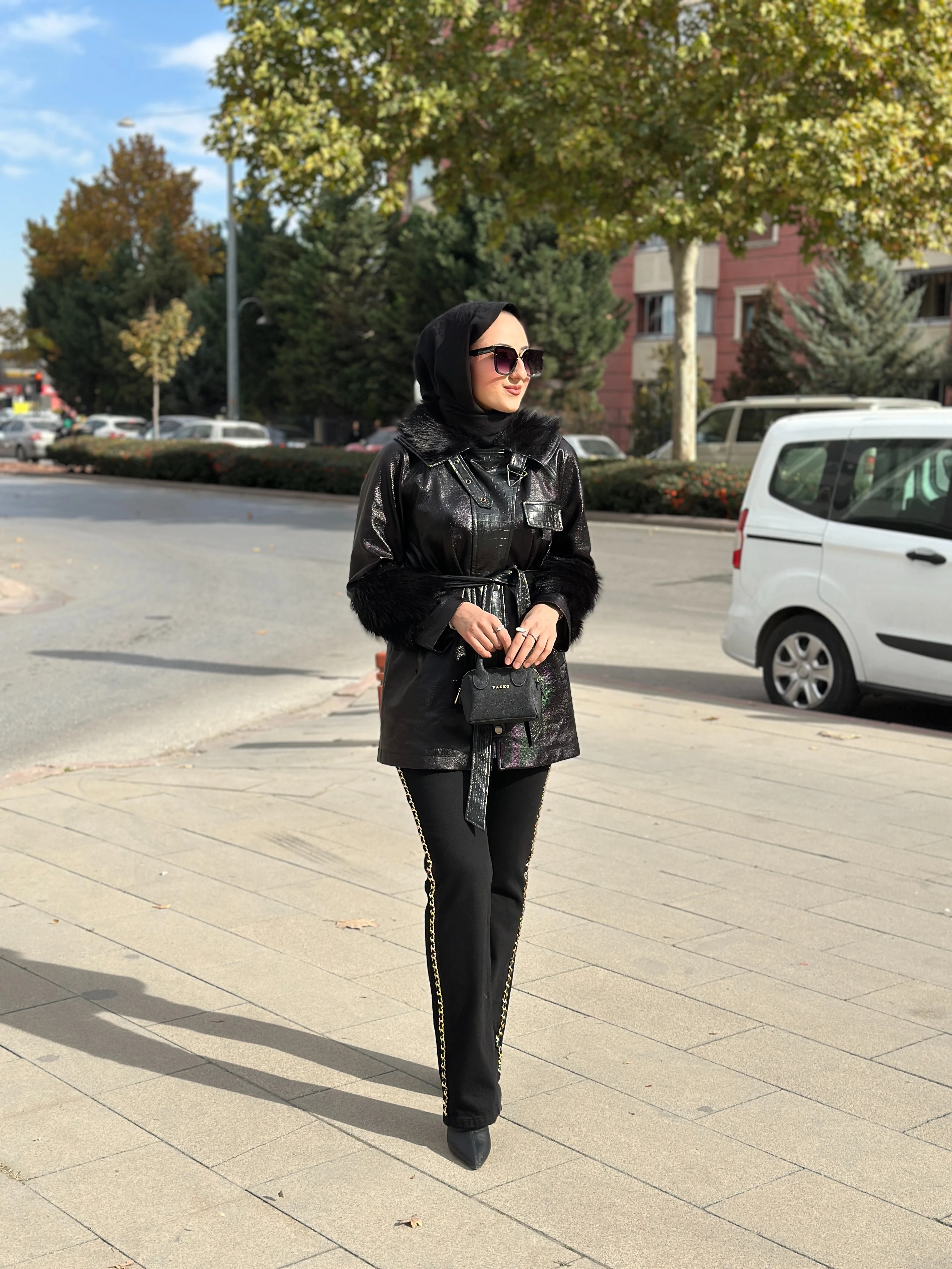 MY312 7937 KÜRKLÜ DERİ KABAN