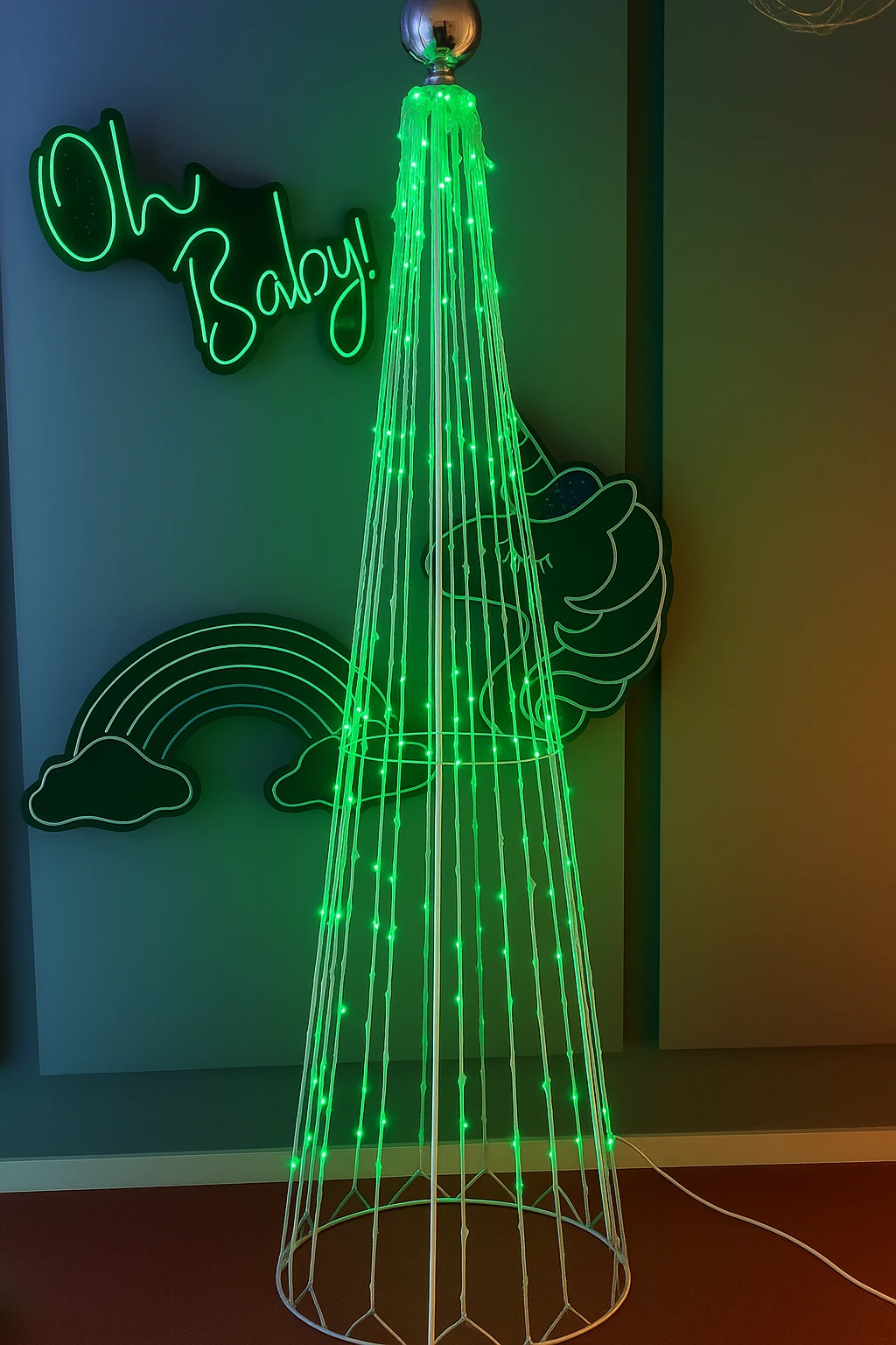 200 CM 8 ANİMASYONLU YEŞİL YILBAŞI AĞACI 